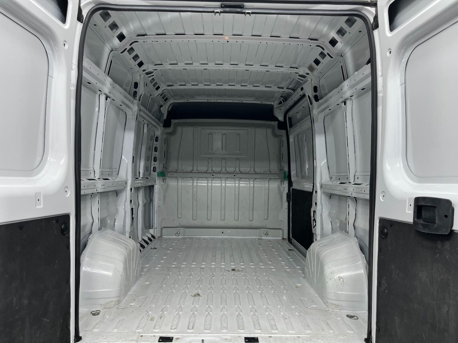 Fiat Ducato 2.2 MultiJet Maxi 11.5m3 S2 - 2025 - Detay