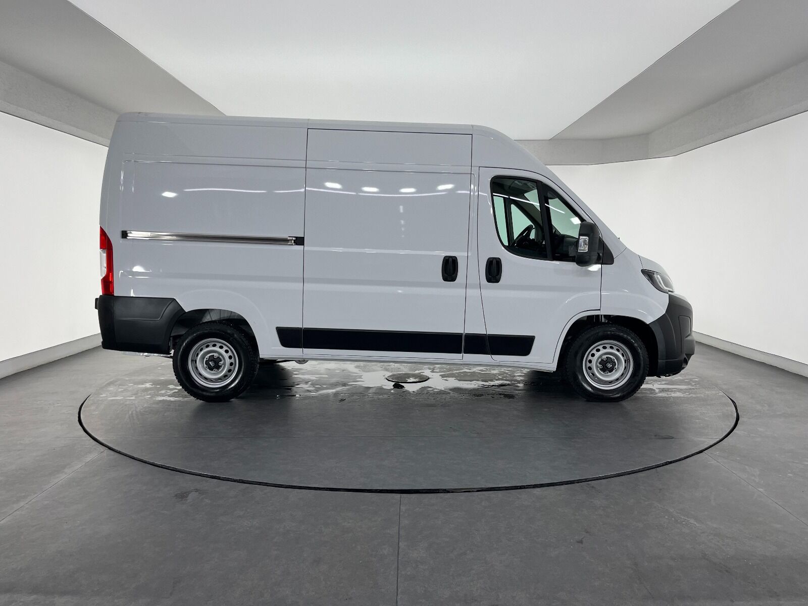 Fiat Ducato 2.2 MultiJet Maxi 11.5m3 S2 - 2025 - Detay