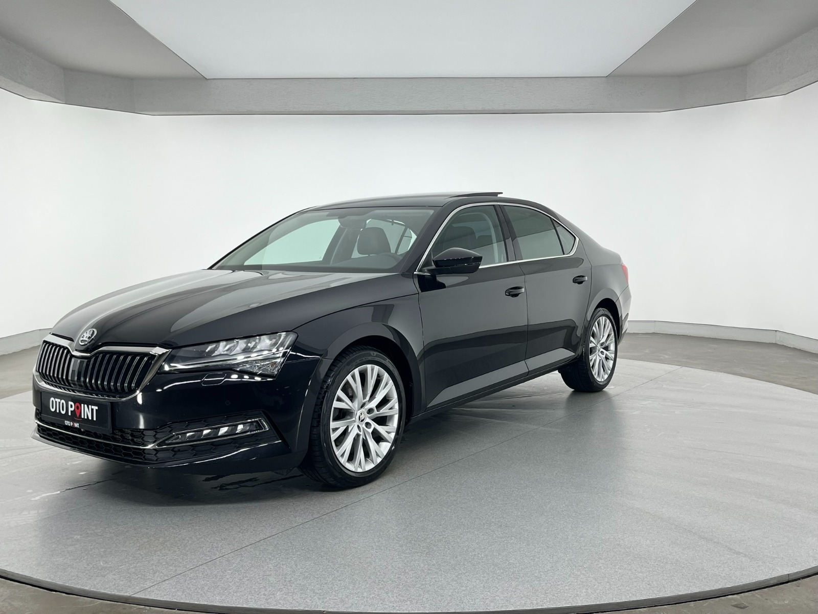Skoda Superb Sedan 1.5 TSI ACT Prestige DSG - 2023 - Detay