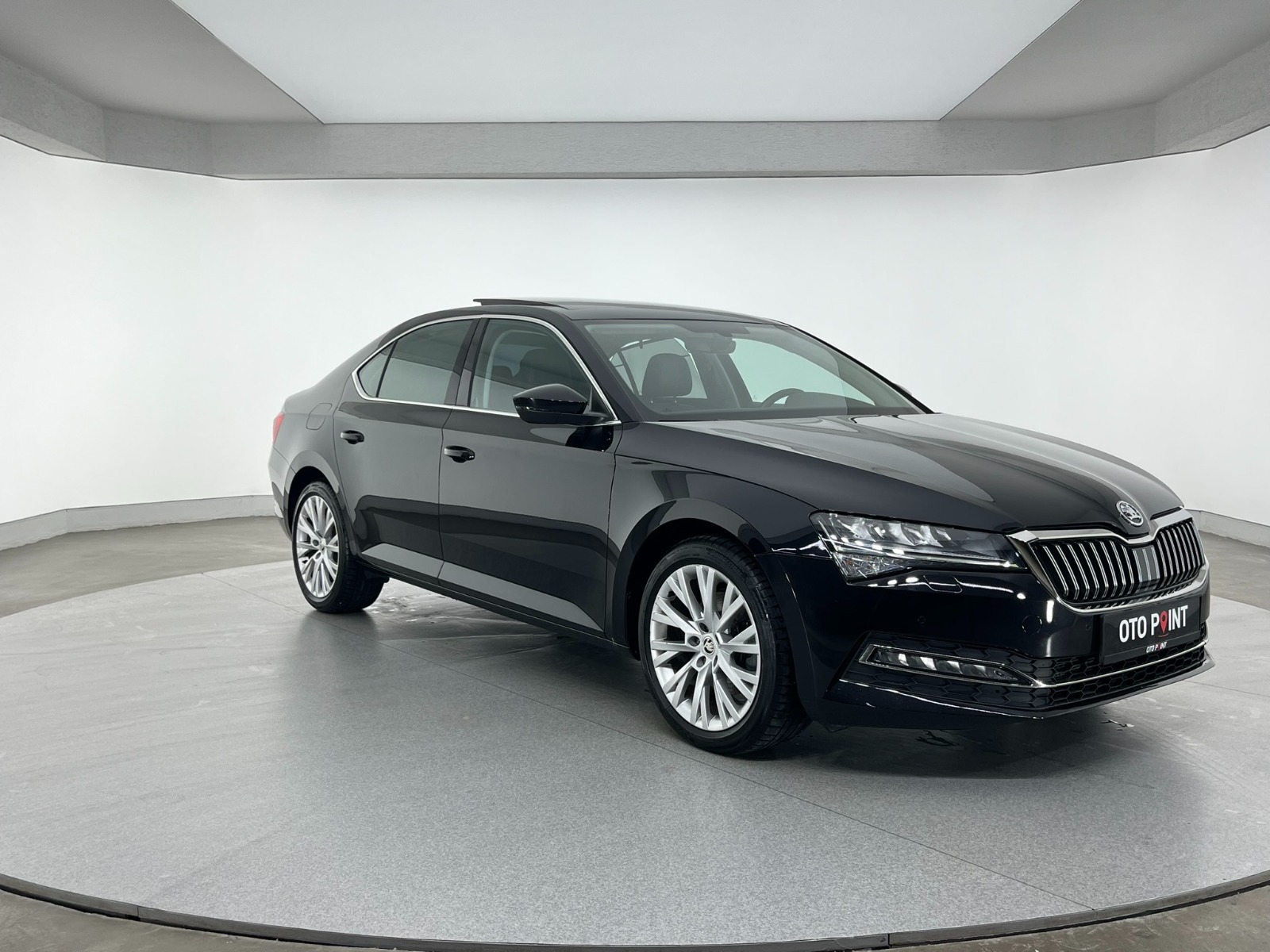 Skoda Superb Sedan 1.5 TSI ACT Prestige DSG - 2023 - Detay