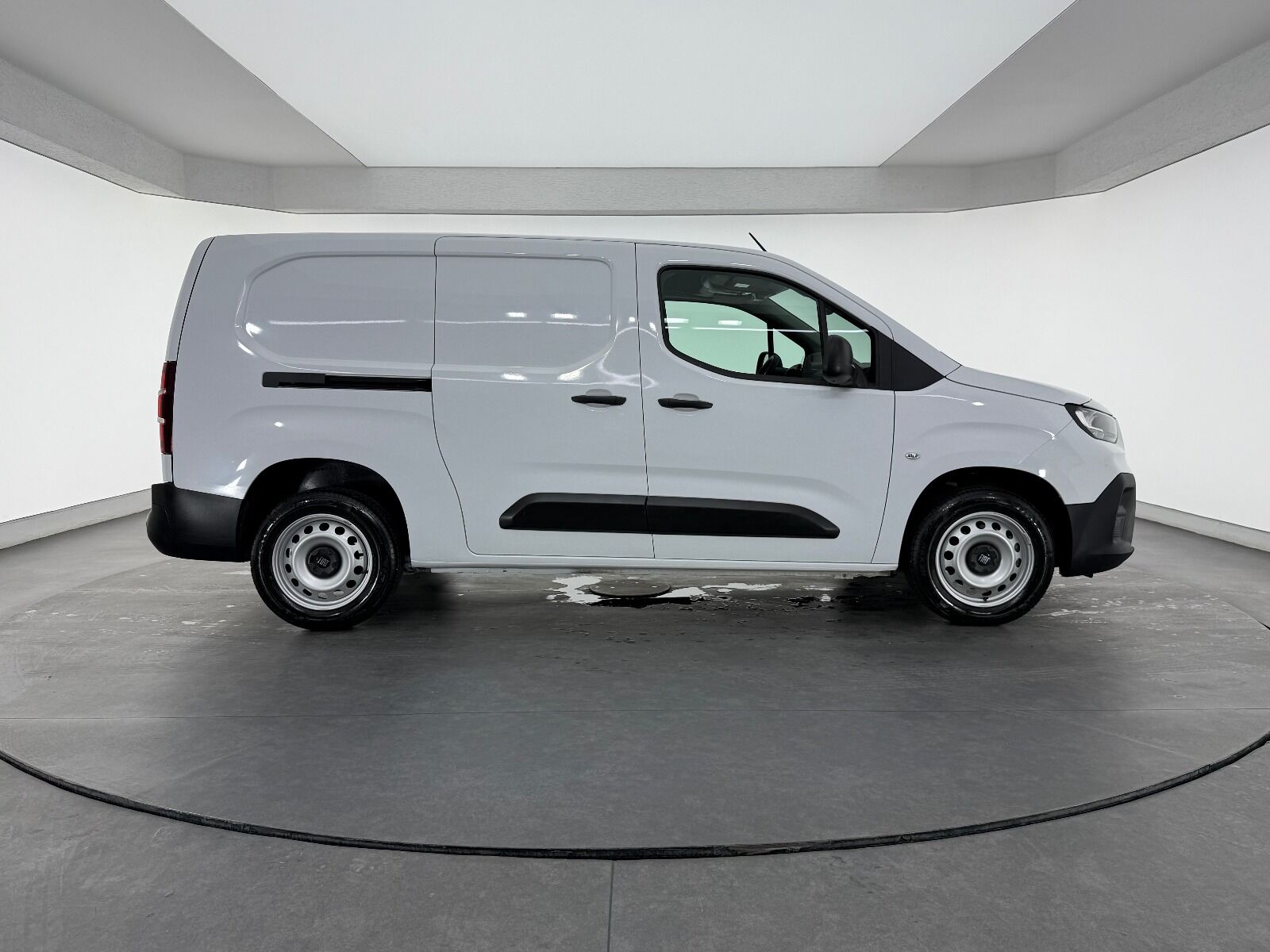 Fiat Doblo Cargo 1.5 BlueHDİ Maxi - 2025 - Detay