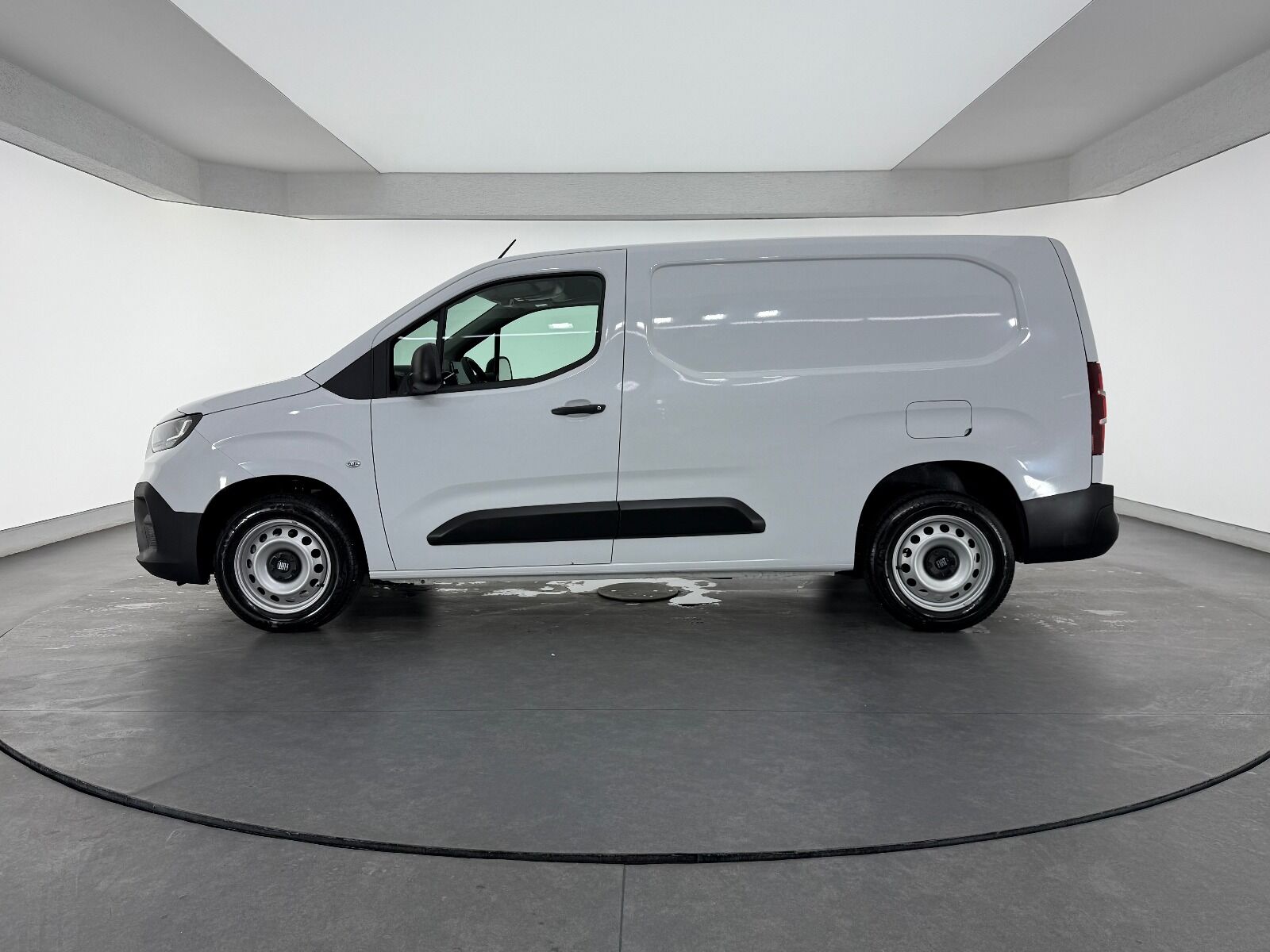 Fiat Doblo Cargo 1.5 BlueHDİ Maxi - 2025 - Detay