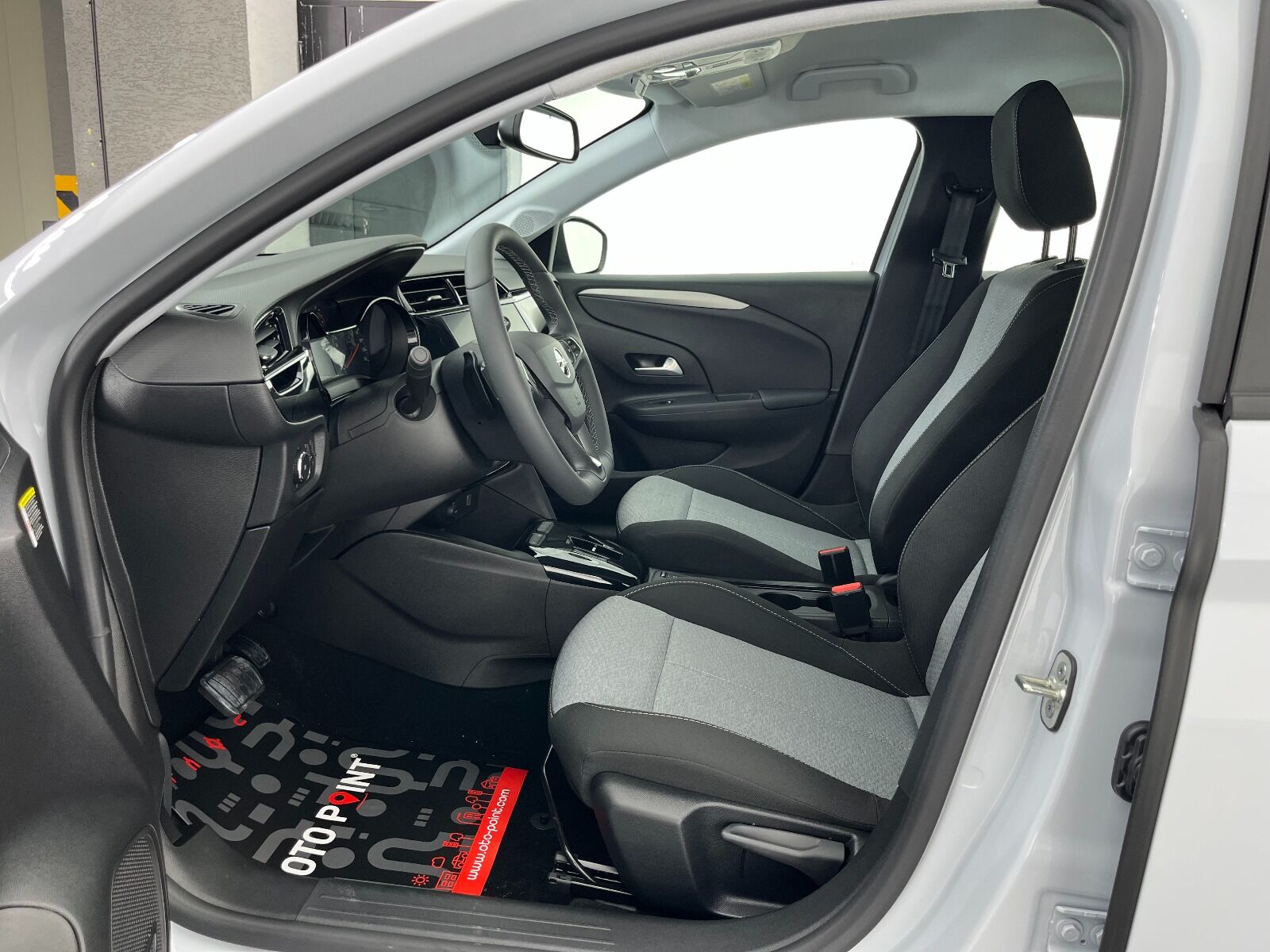 Opel Corsa 1.2 T Edition AT8 - 2025 - Detay
