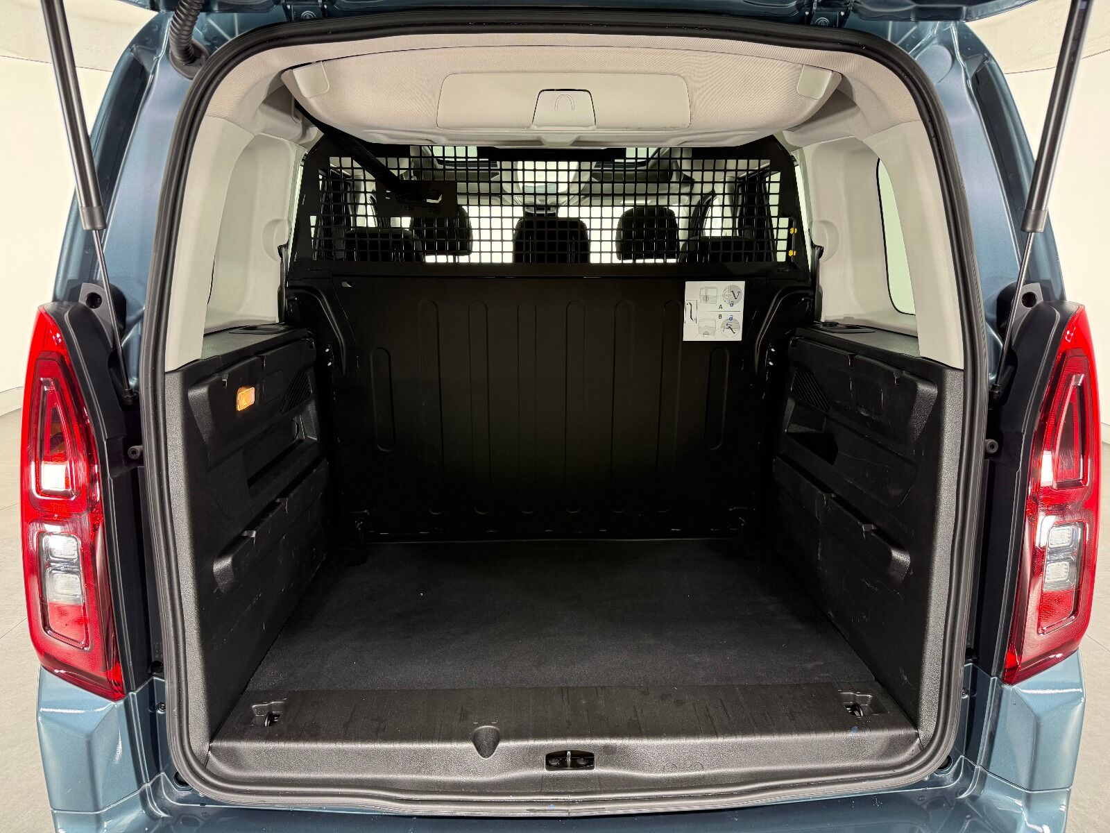 Fiat Doblo Combi 1.5 BlueHDİ Premio Plus - 2025 - Detay