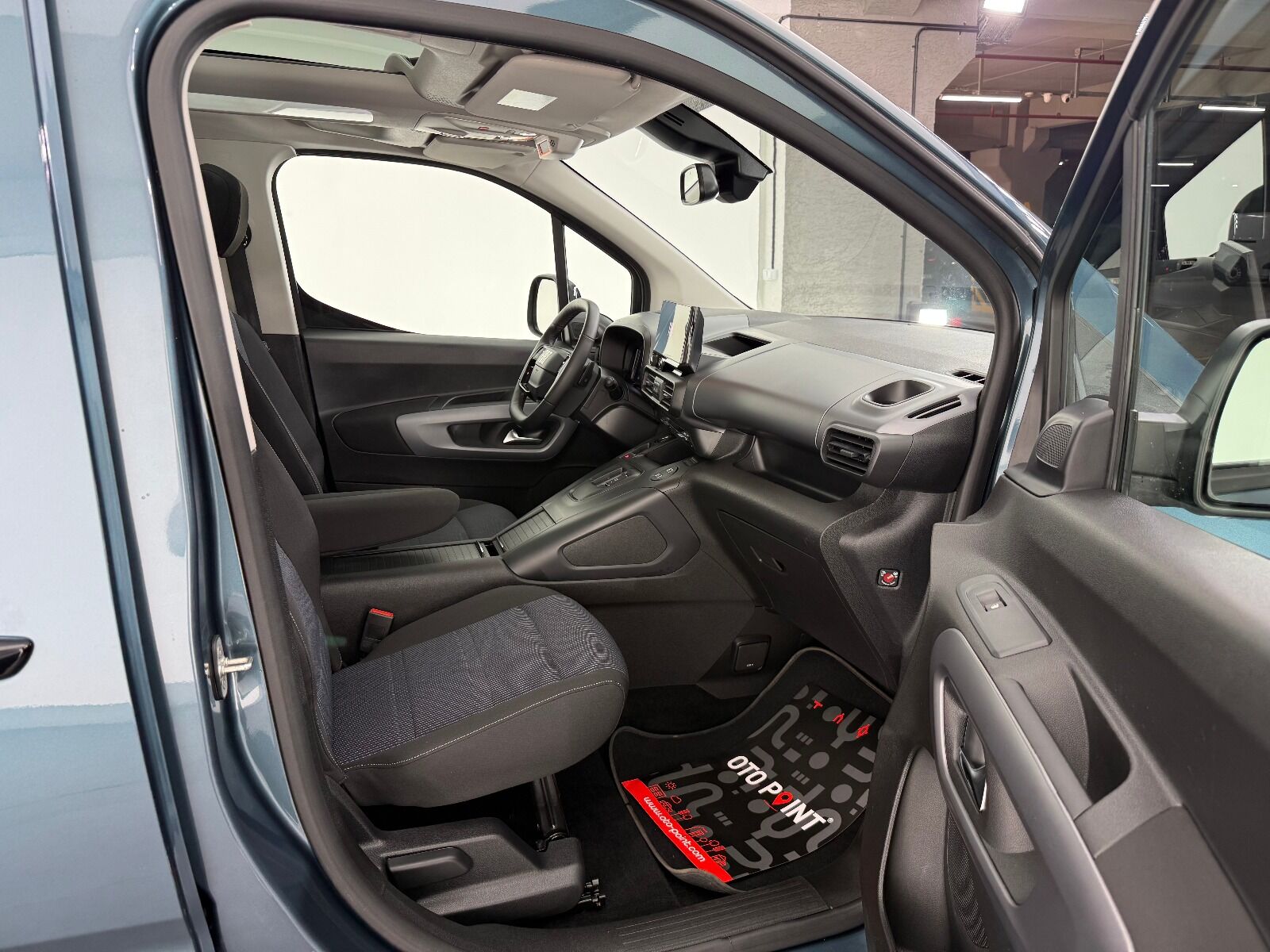 Fiat Doblo Combi 1.5 BlueHDİ Premio Plus - 2025 - Detay