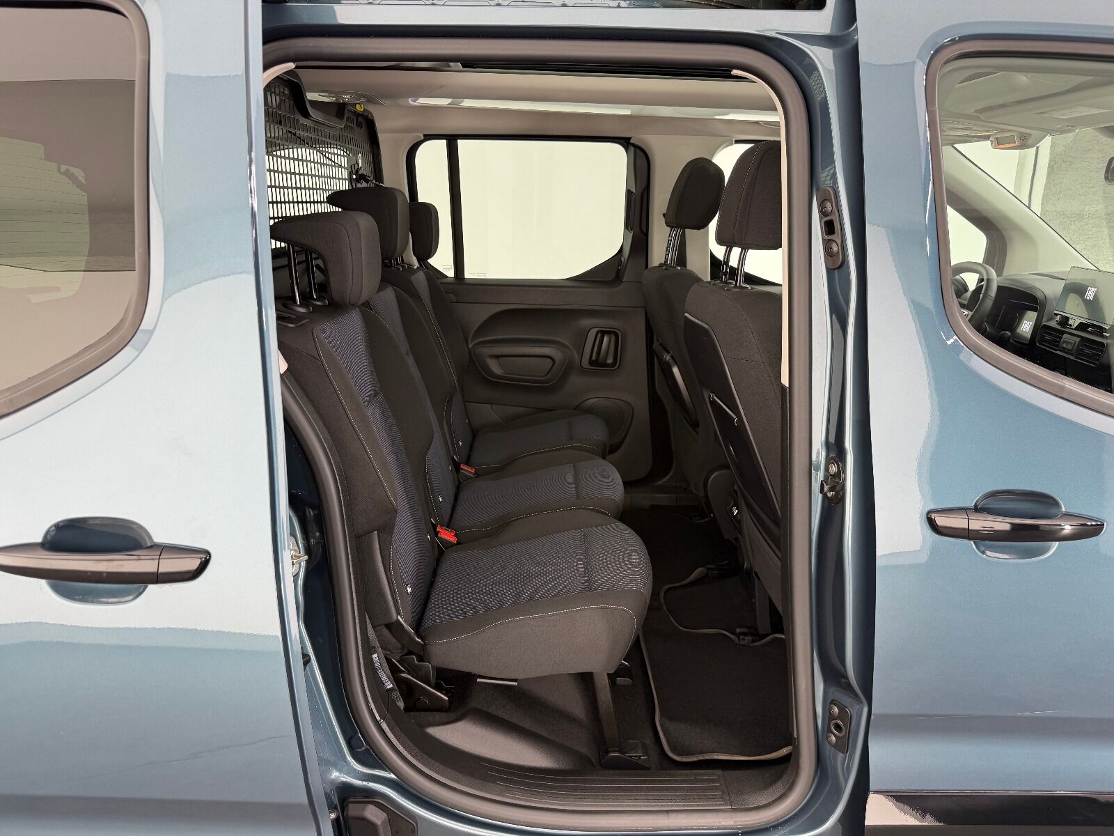 Fiat Doblo Combi 1.5 BlueHDİ Premio Plus - 2025 - Detay