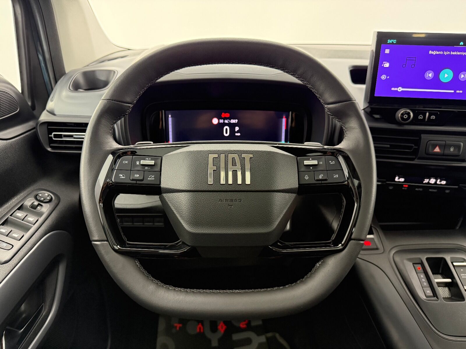 Fiat Doblo Combi 1.5 BlueHDİ Premio Plus - 2025 - Detay
