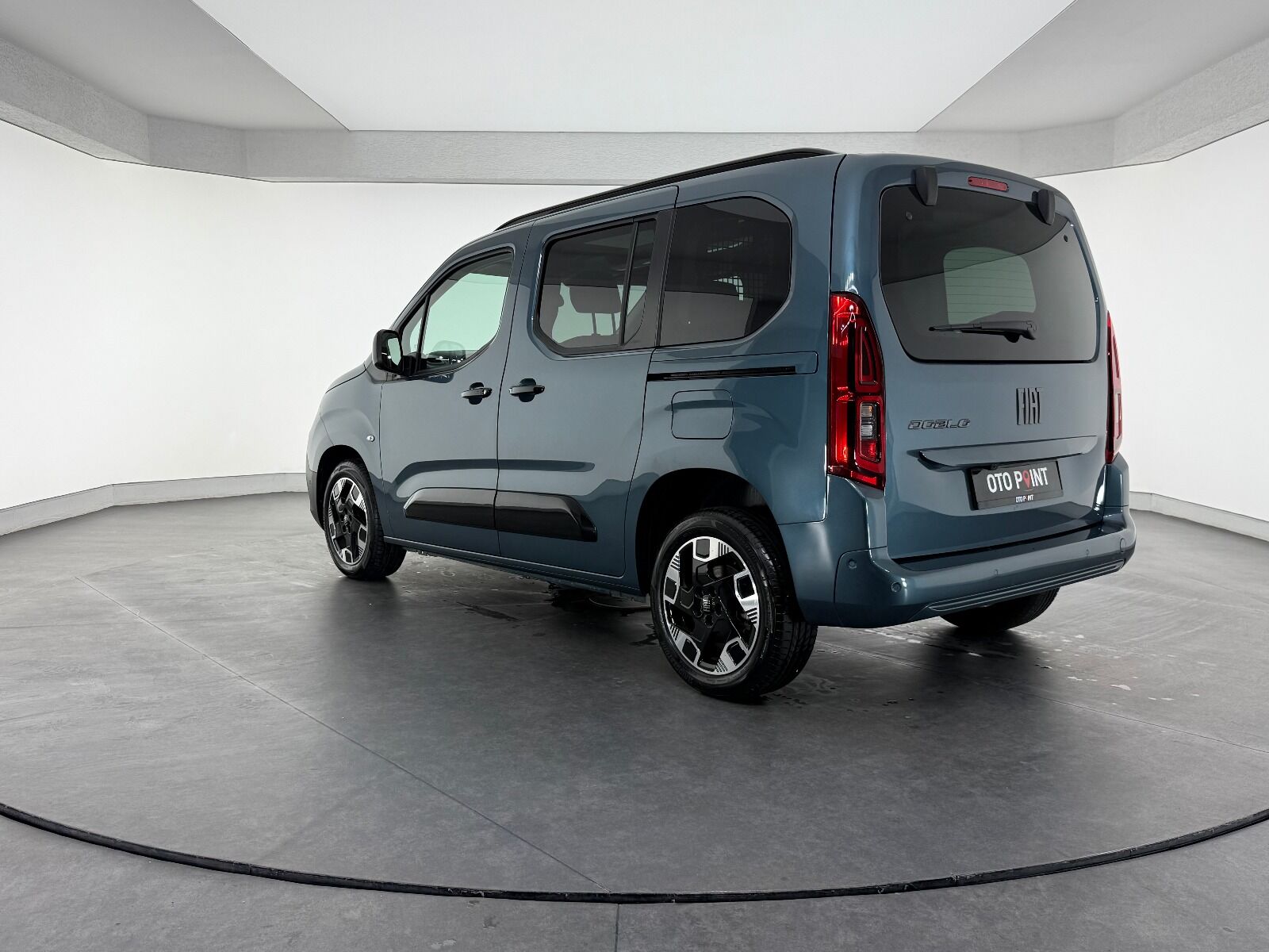 Fiat Doblo Combi 1.5 BlueHDİ Premio Plus - 2025 - Detay