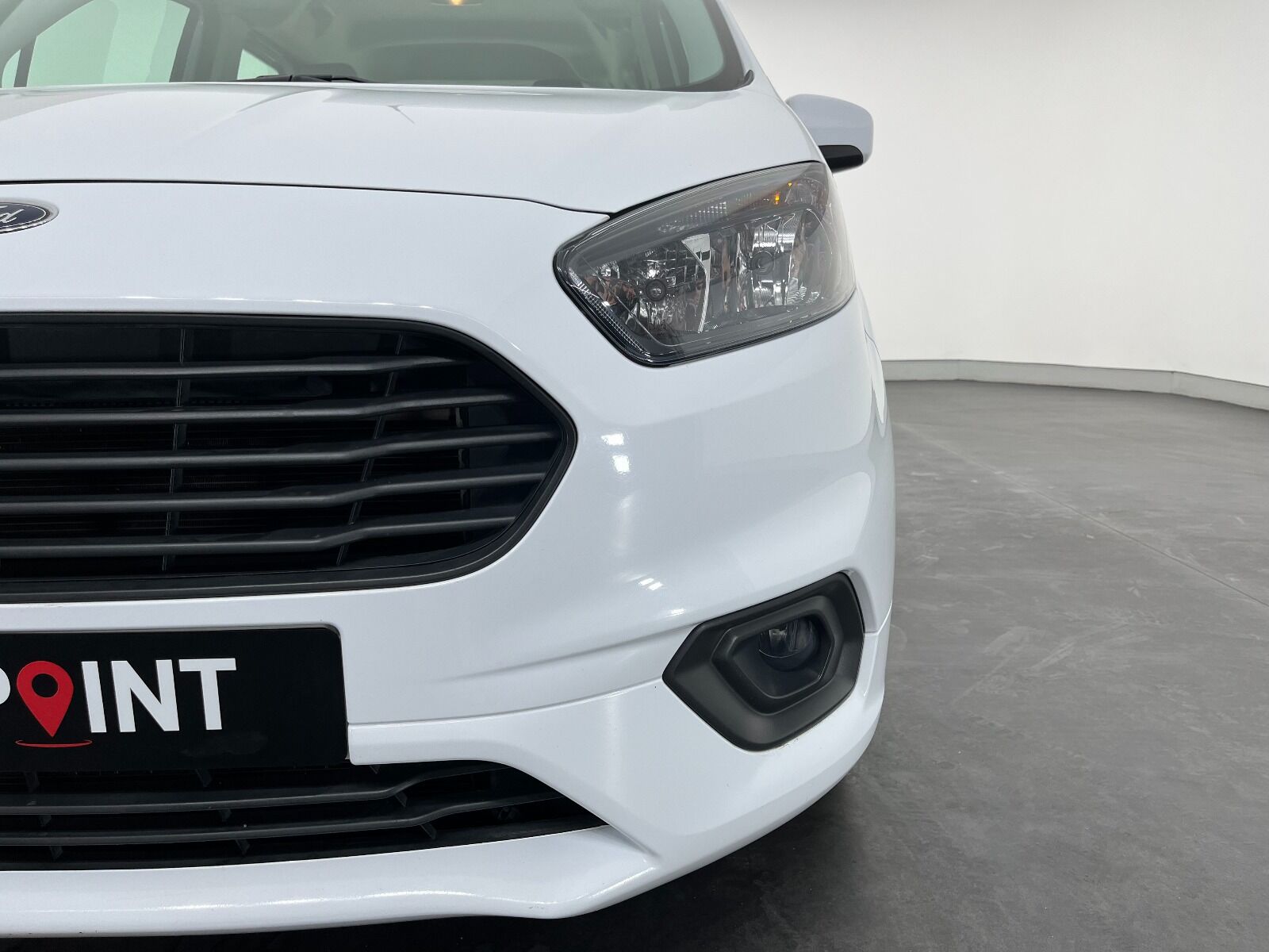 Ford Tourneo Courier 1.5 TDCI Deluxe - 2023 - Detay