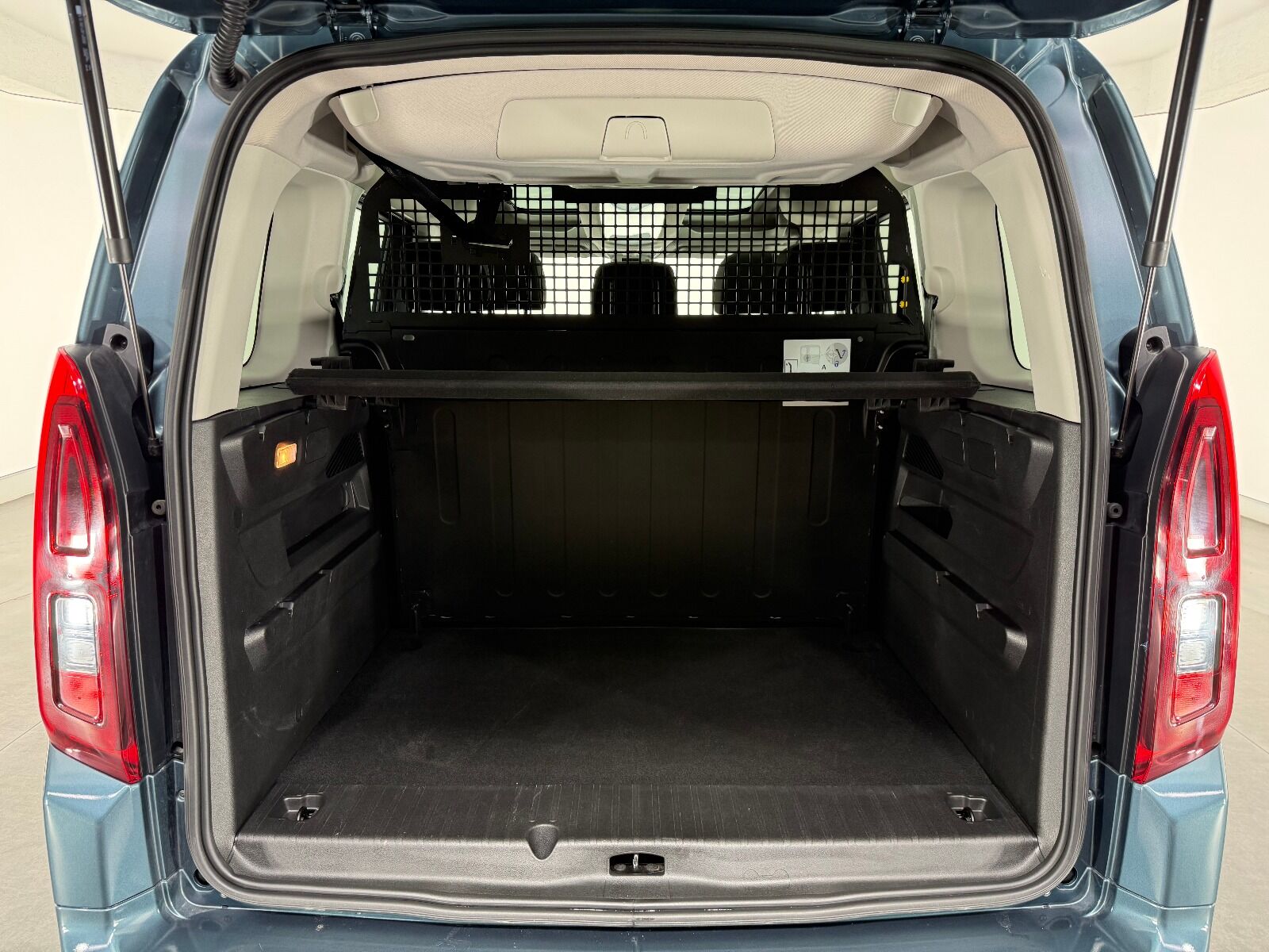 Fiat Doblo Combi 1.5 BlueHDİ Premio Plus - 2026 - Detay