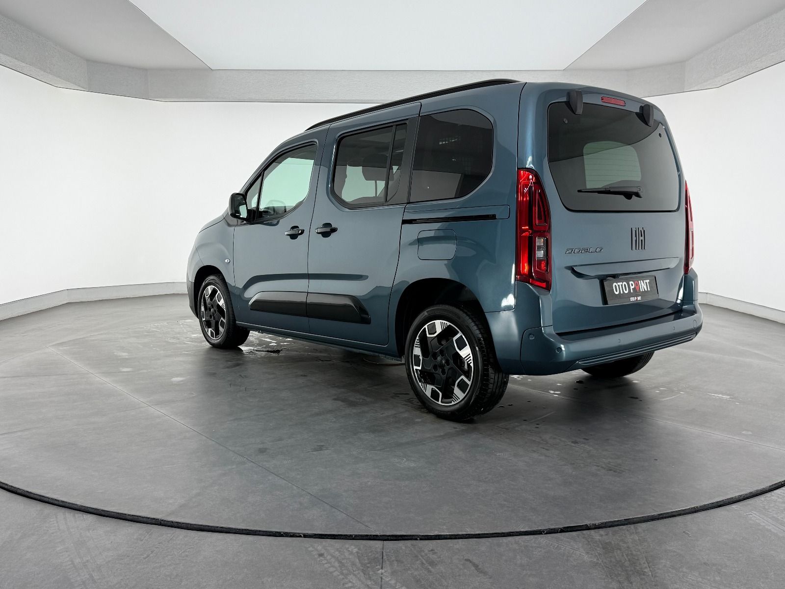 Fiat Doblo Combi 1.5 BlueHDİ Premio Plus - 2026 - Detay