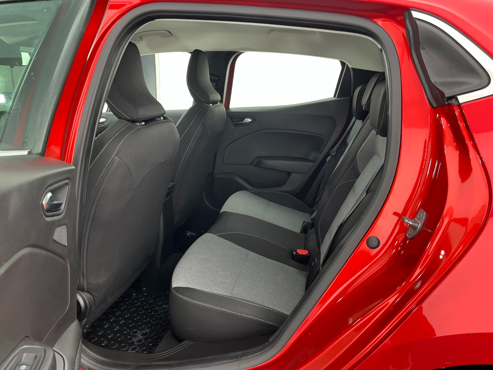 Renault Clio Hatchback 1.0 TCe Evolution X-Tronic - 2024 - Detay