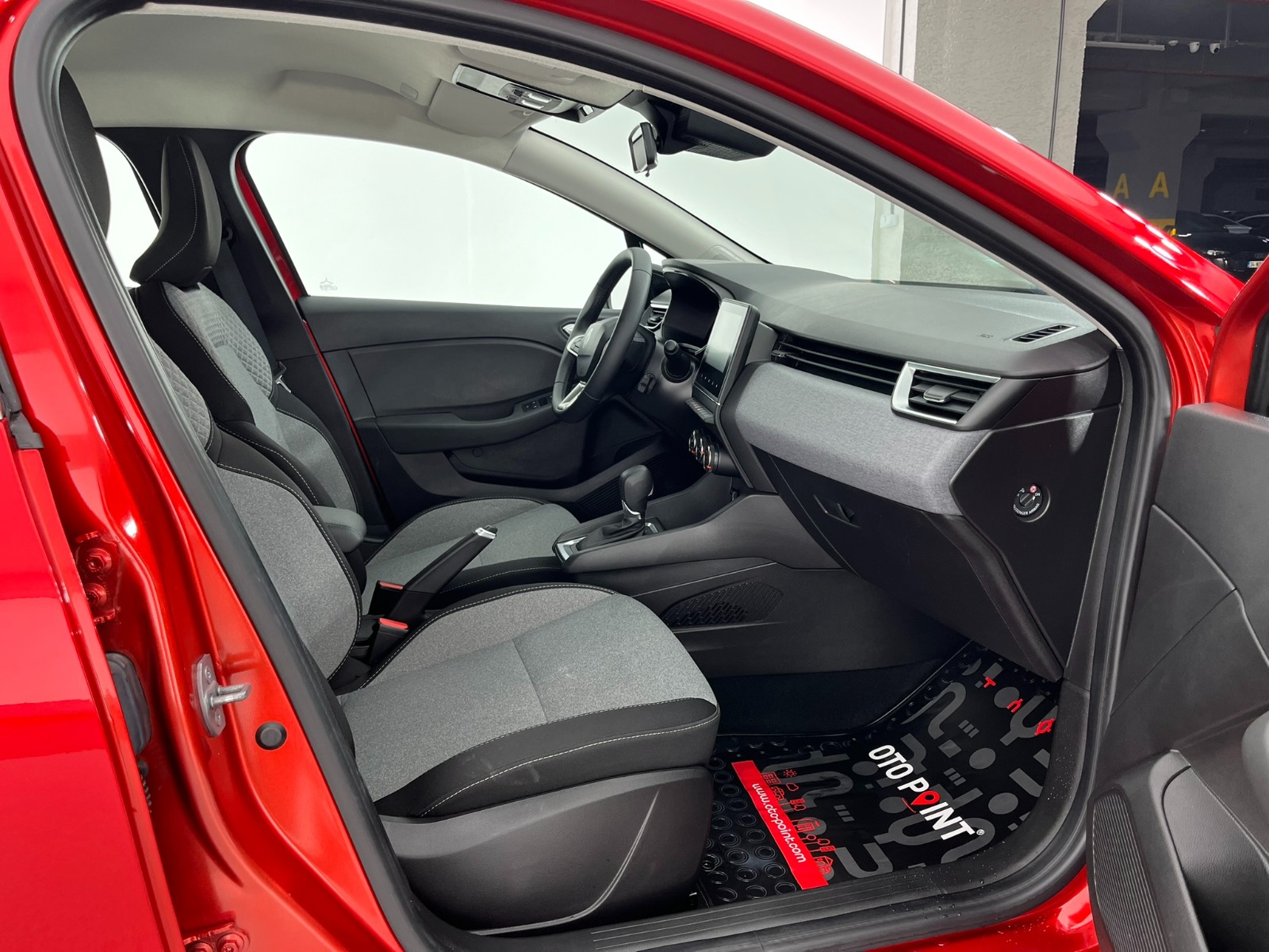 Renault Clio Hatchback 1.0 TCe Evolution X-Tronic - 2024 - Detay