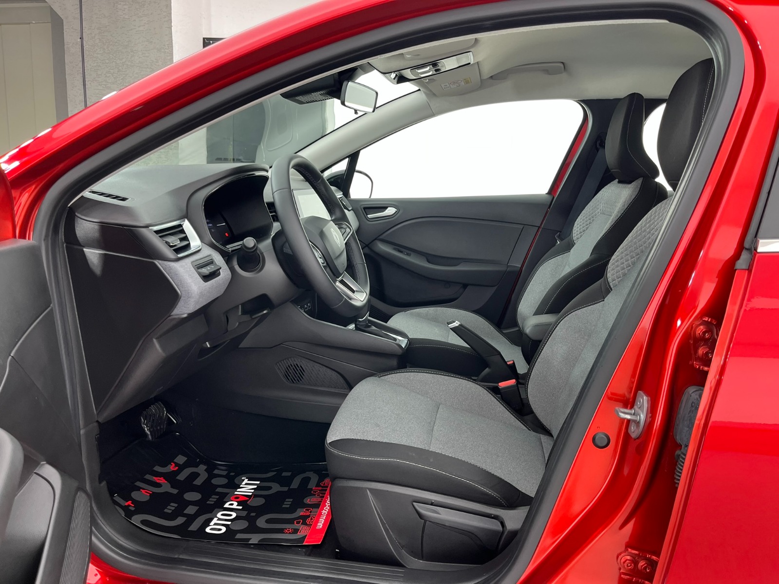 Renault Clio Hatchback 1.0 TCe Evolution X-Tronic - 2024 - Detay