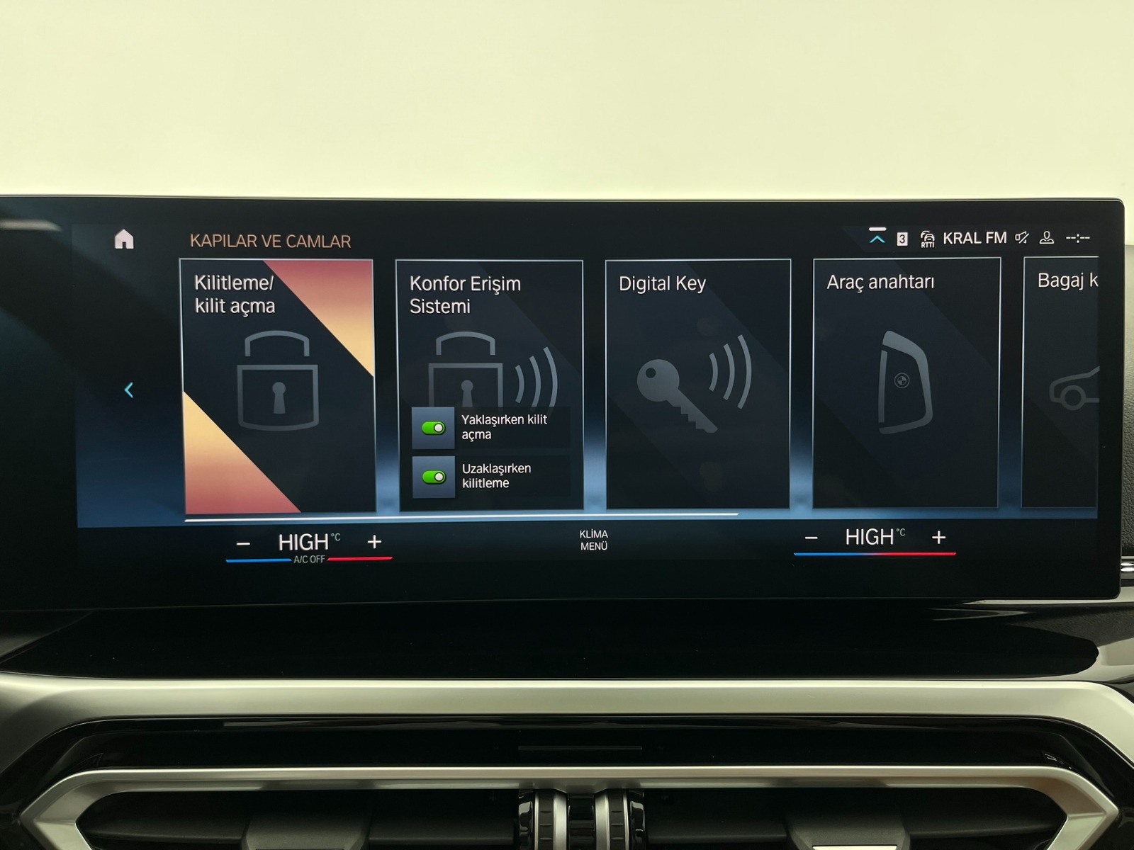 BMW 3 Serisi Sedan 320i Sport Line Otomatik - 2024 - Detay