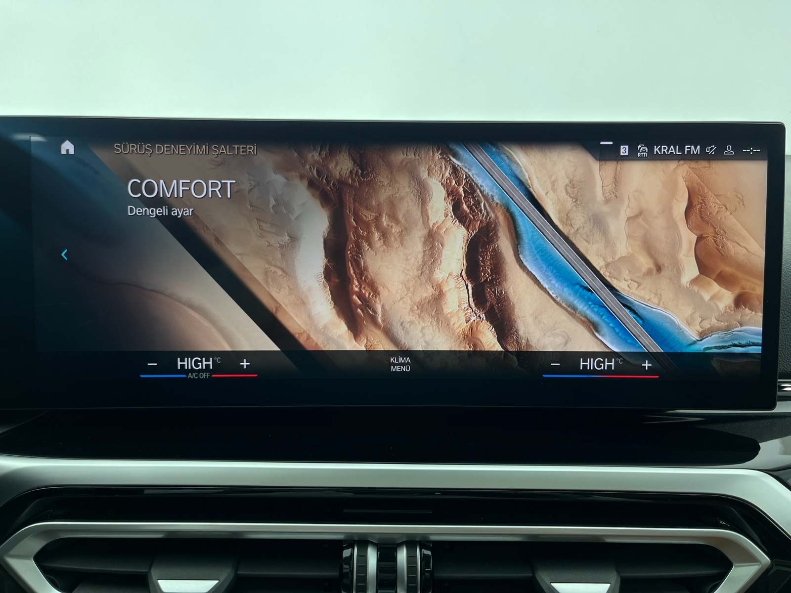 BMW 3 Serisi Sedan 320i Sport Line Otomatik - 2024 - Detay