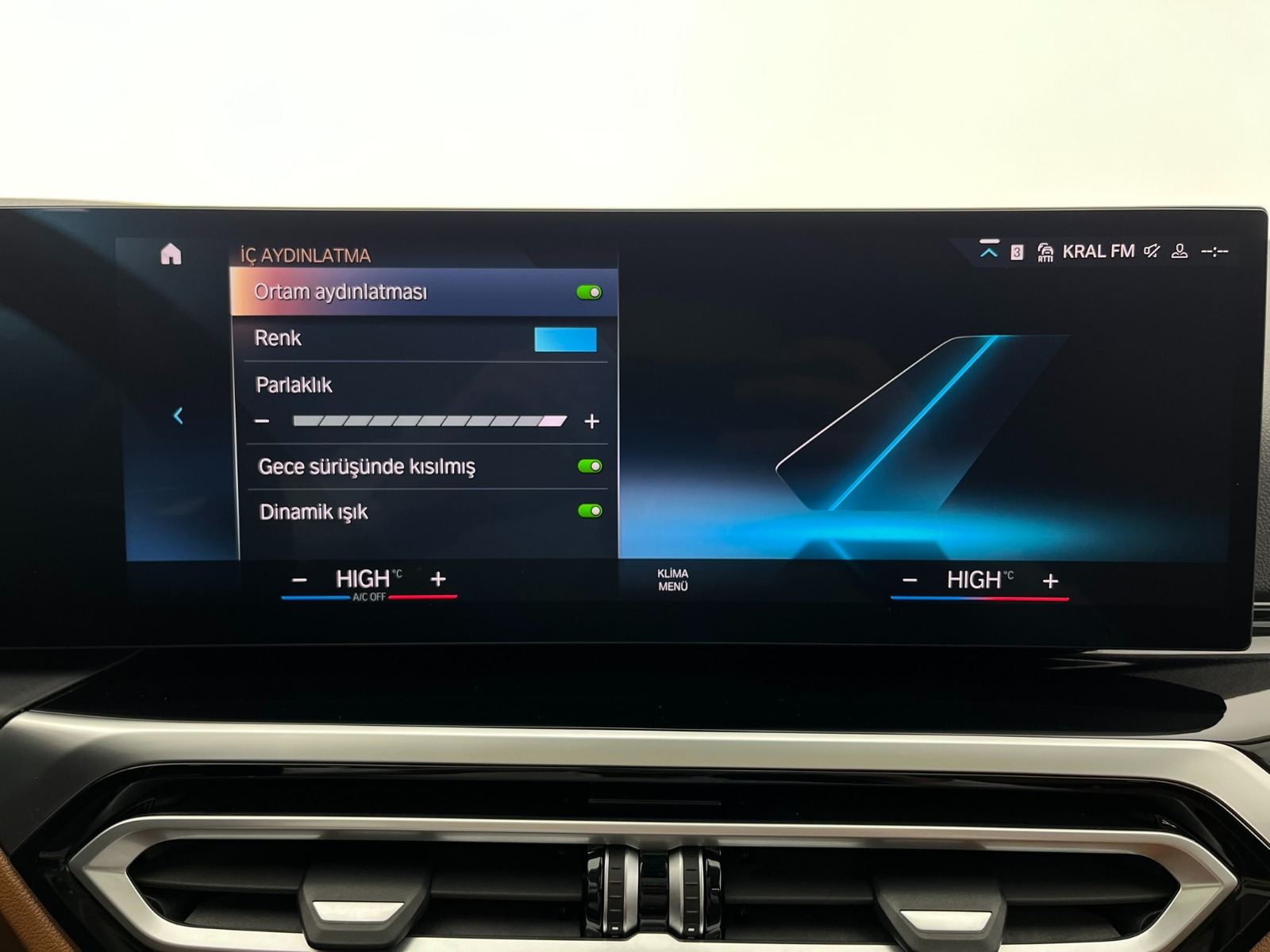 BMW 3 Serisi Sedan 320i Sport Line Otomatik - 2024 - Detay