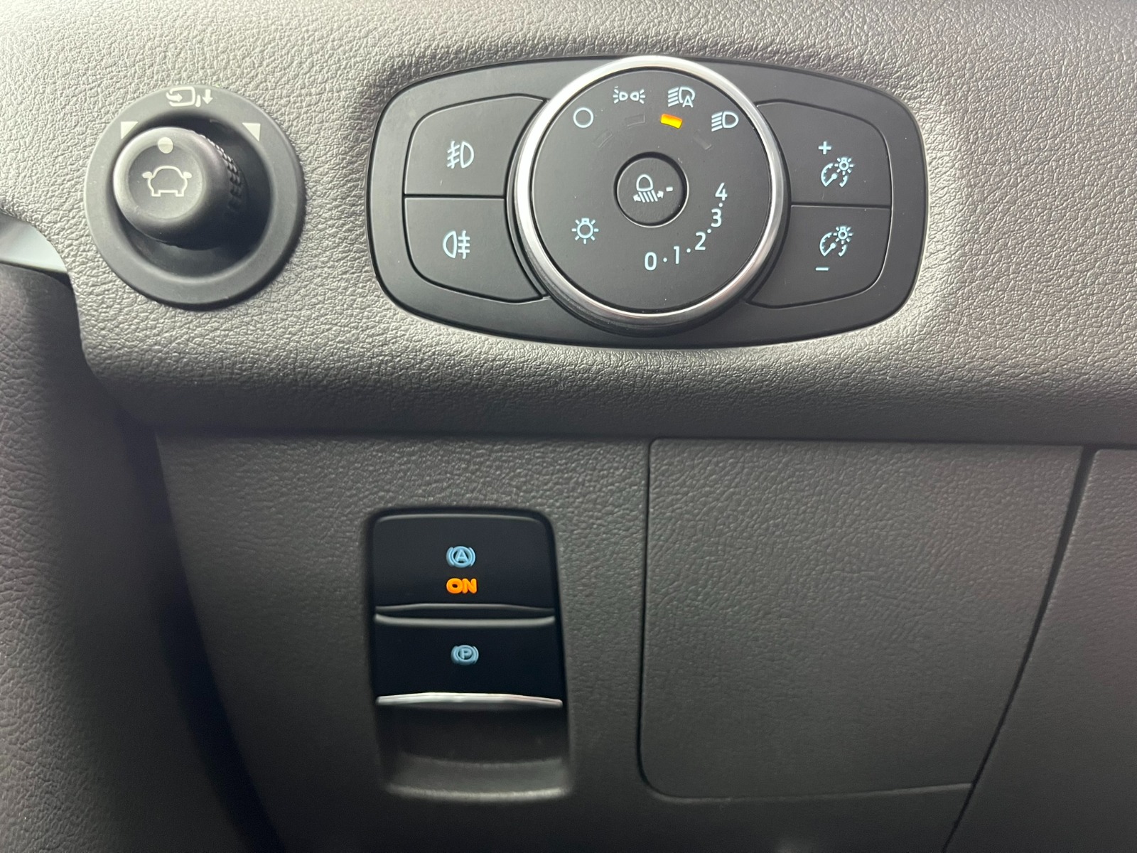 Ford Transit 350 M Çift Kabin - 2024 - Detay