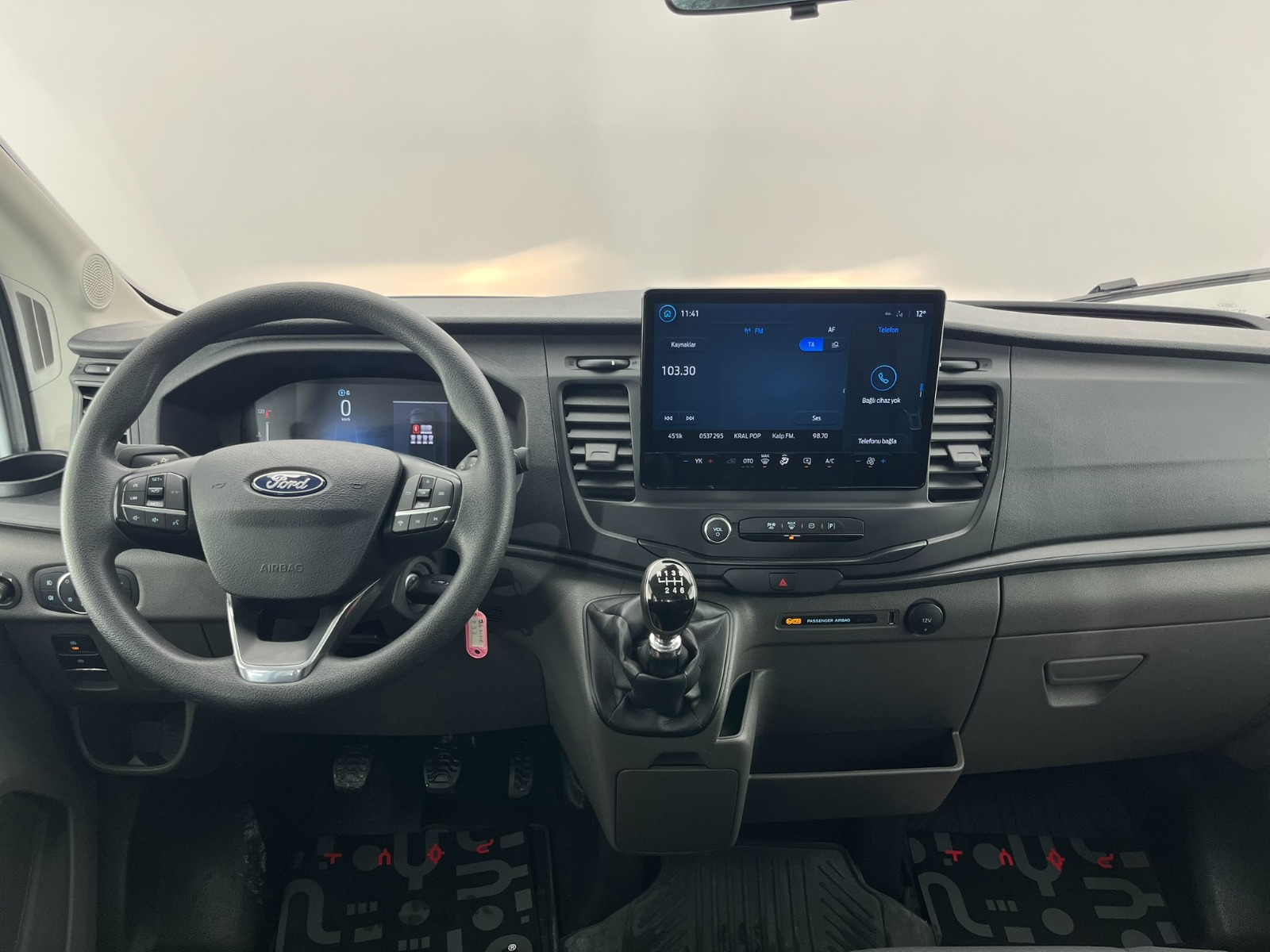 Ford Transit 350 M Çift Kabin - 2024 - Detay