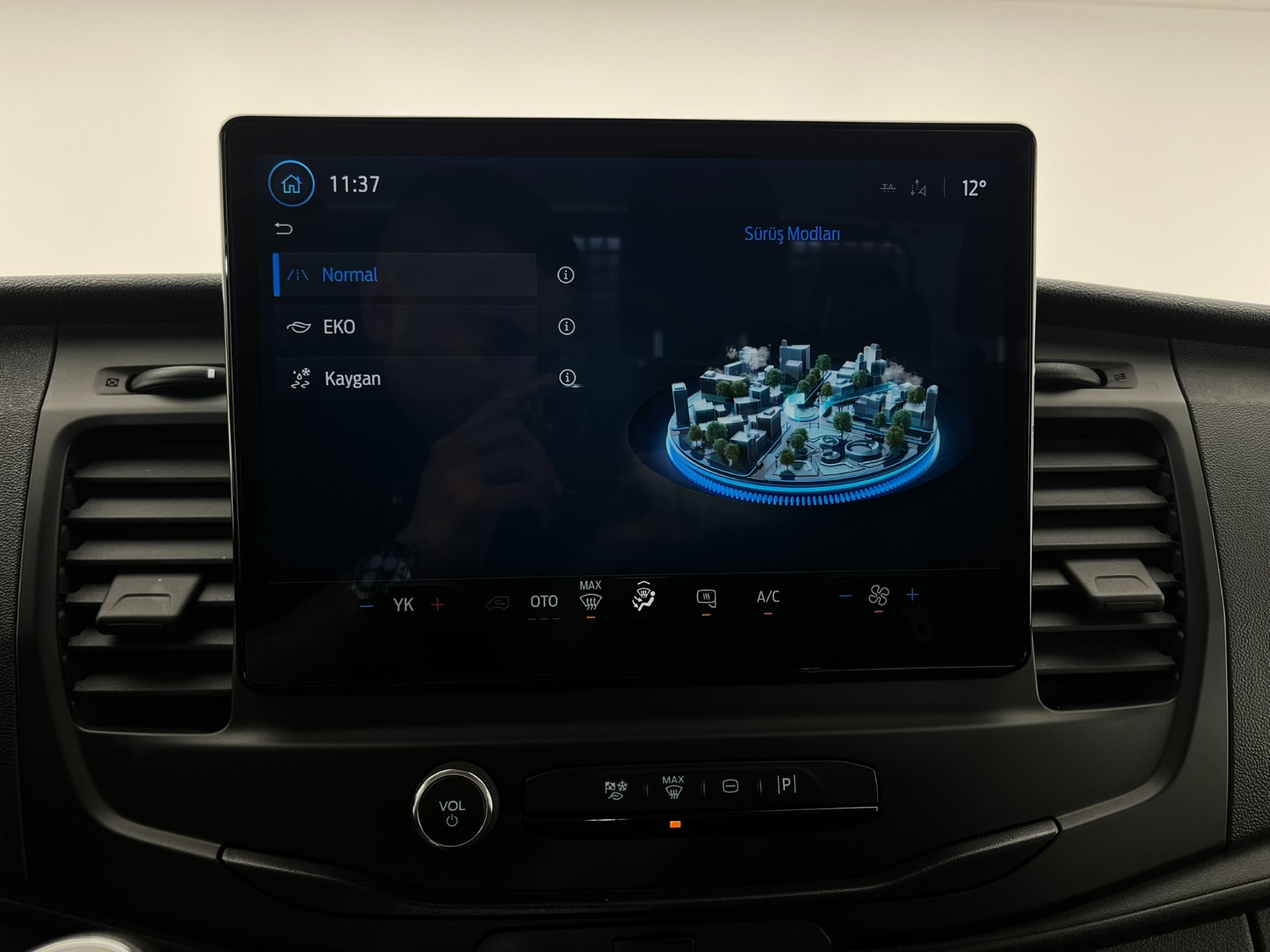 Ford Transit 350 M Çift Kabin - 2024 - Detay