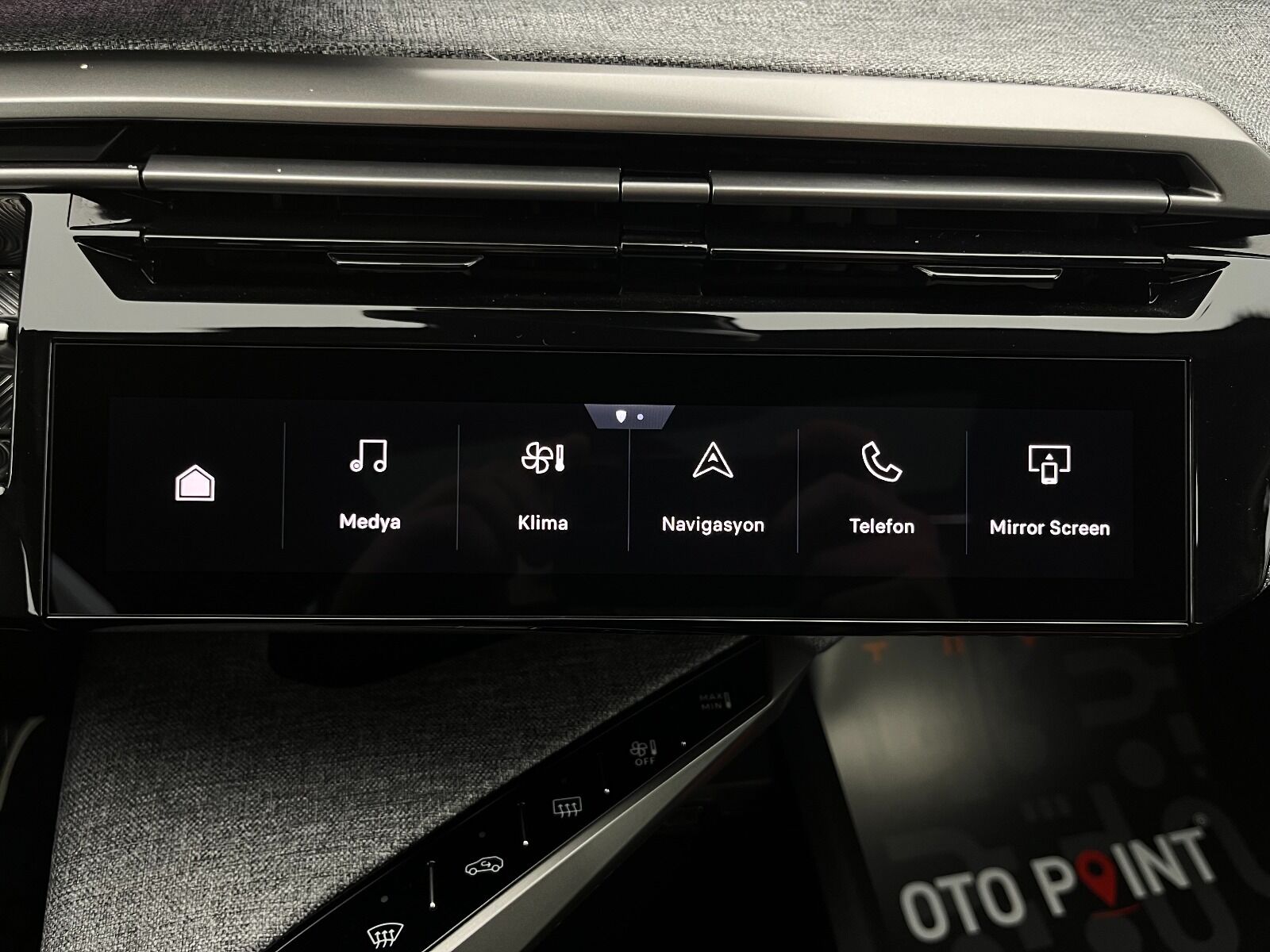 Peugeot 3008 Crossover 1.2 Hybrid Allure eDCS6 - 2025 - Detay