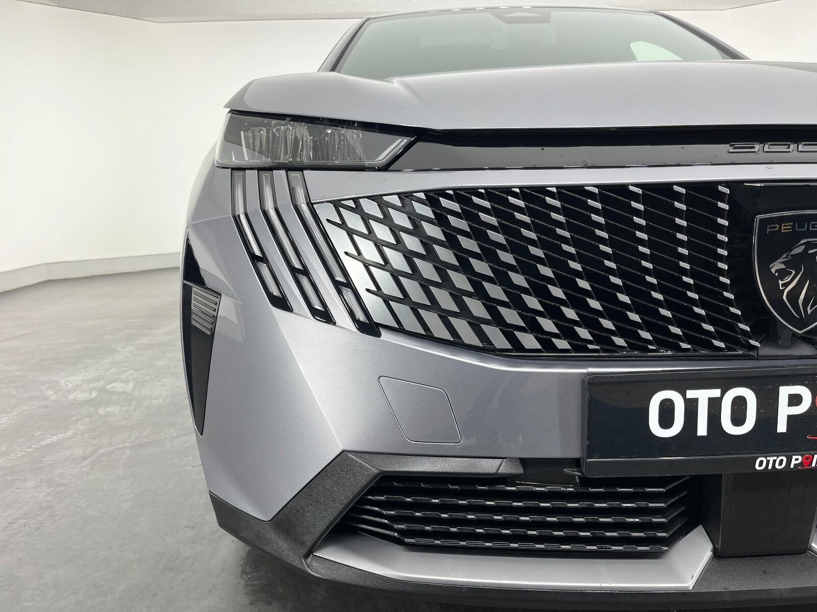 Peugeot 3008 Crossover 1.2 Hybrid Allure eDCS6 - 2025 - Detay