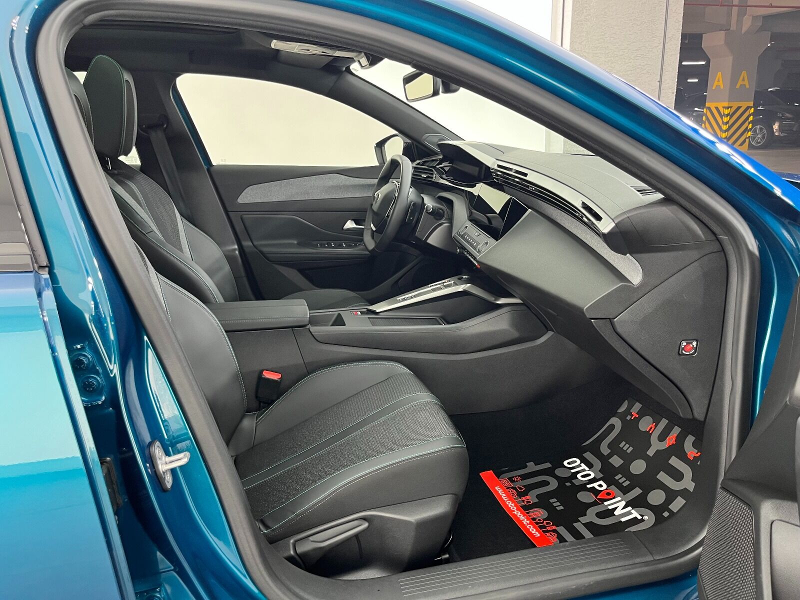 Peugeot 408 1.2 Puretech Allure EAT8 - 2025 - Detay