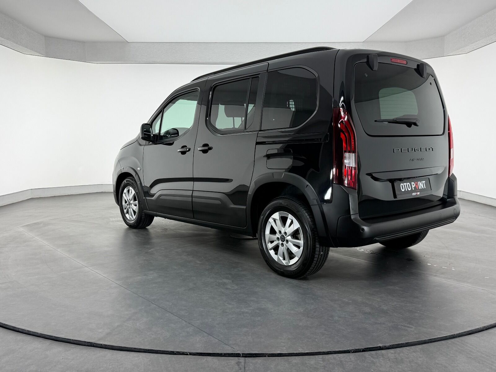 Peugeot Rifter 1.5 BlueHDI Allure EAT8 - 2025 - Detay