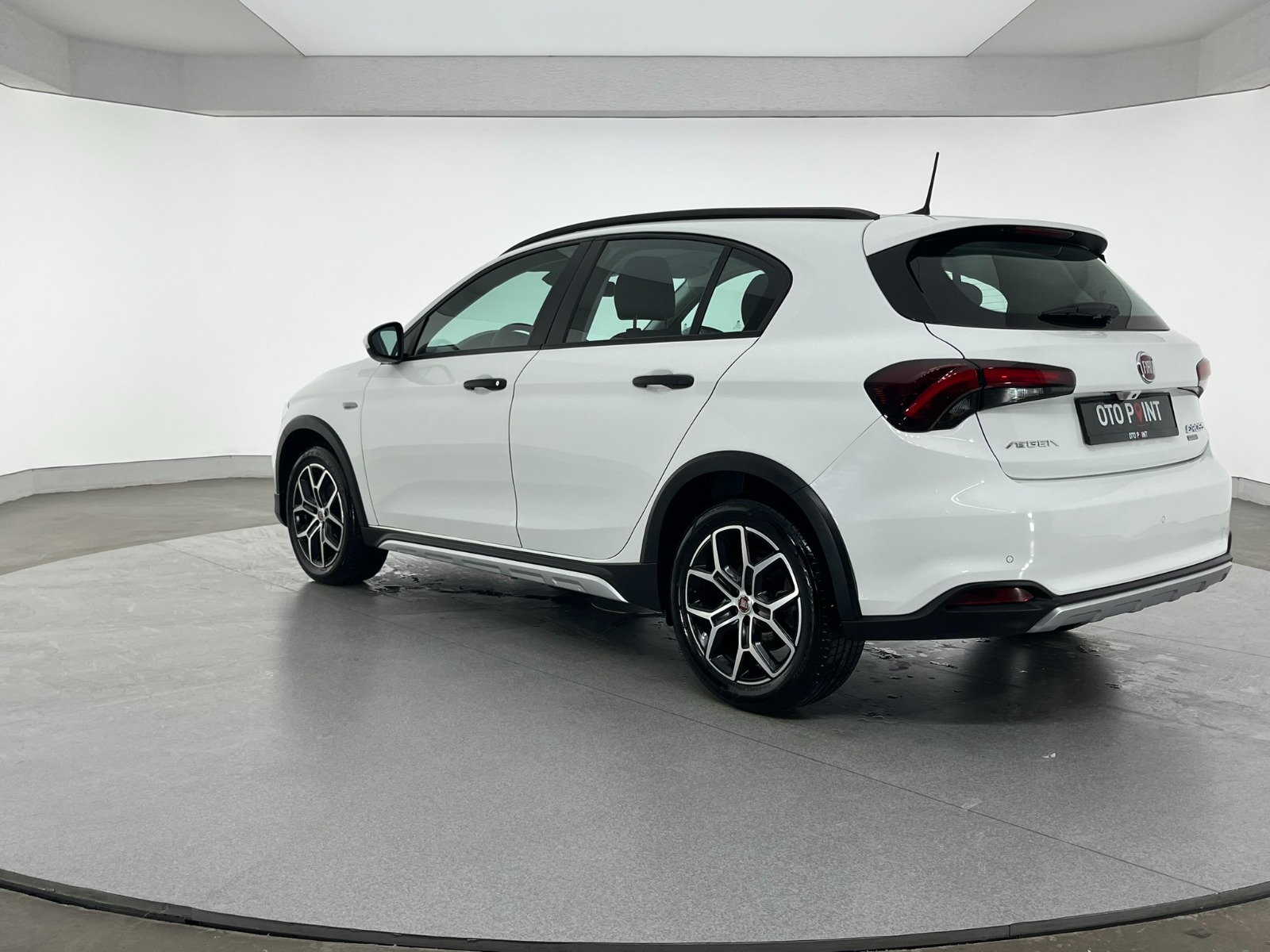 Fiat Egea Cross 1.6 MultiJet Urban GSR Traction+ DCT - 2024 - Detay