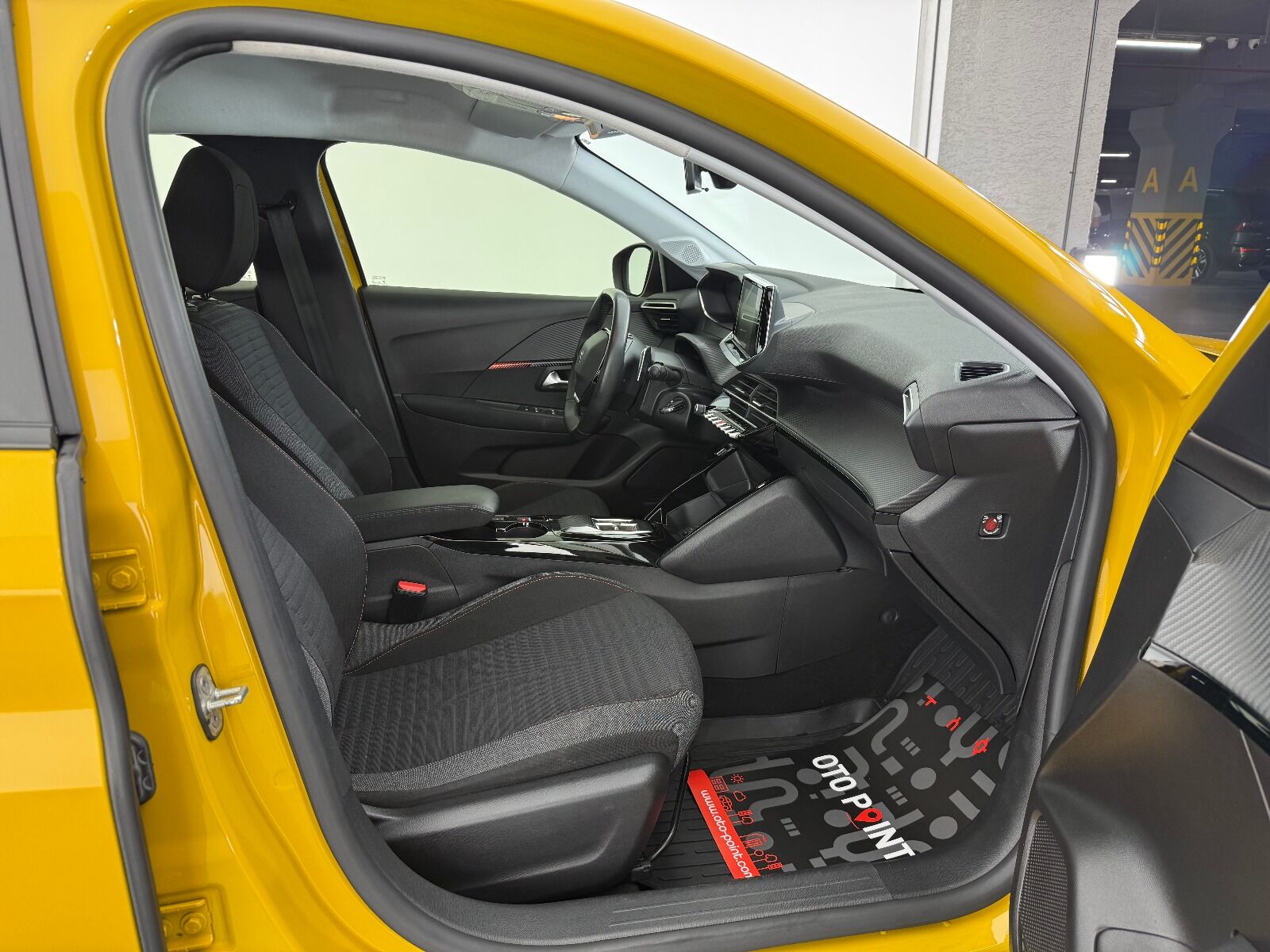 Peugeot 208 1.2 Puretech Active Prime EAT8 - 2022 - Detay