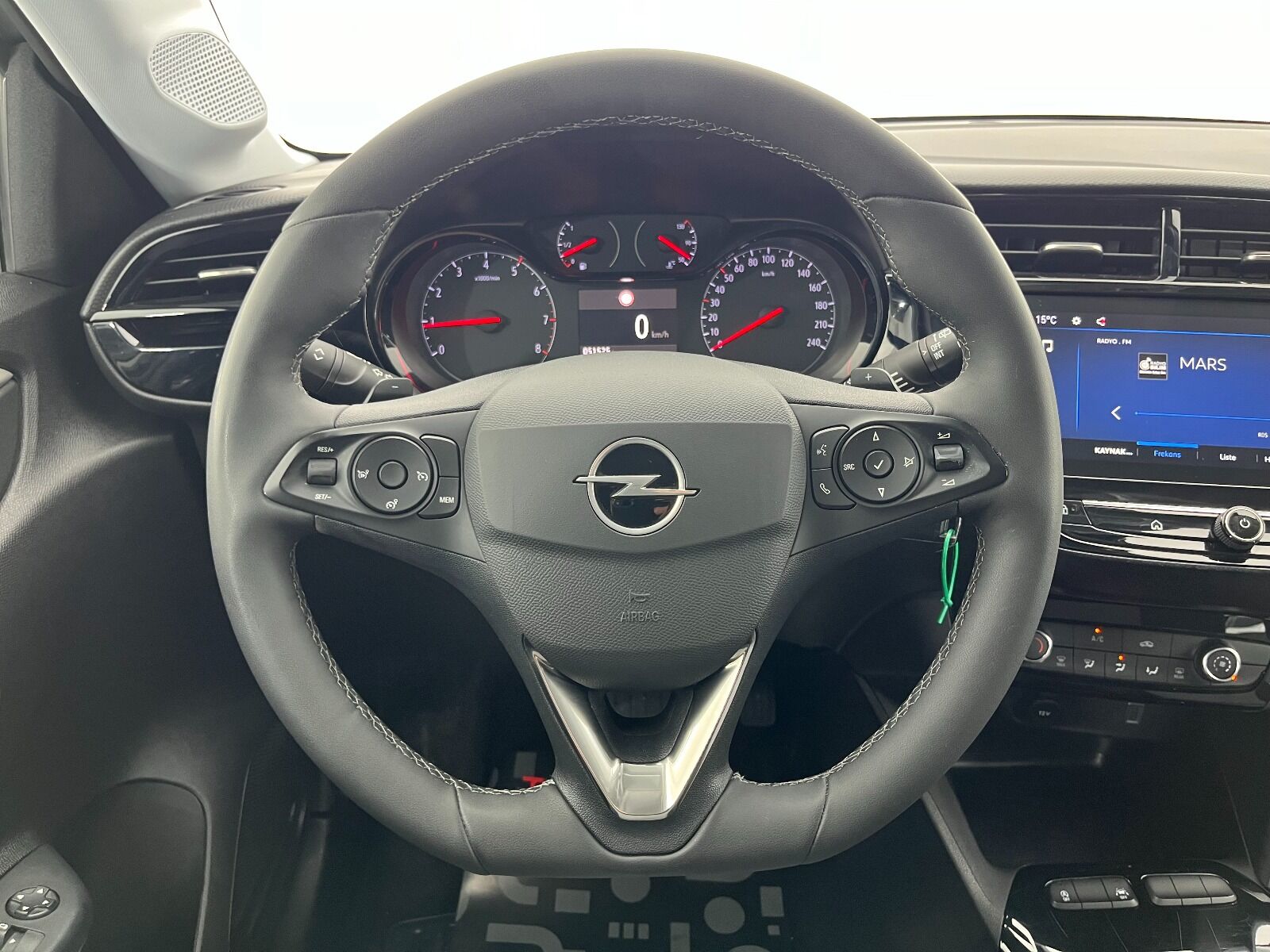 Opel Corsa 1.2 T Edition AT8 - 2025 - Detay