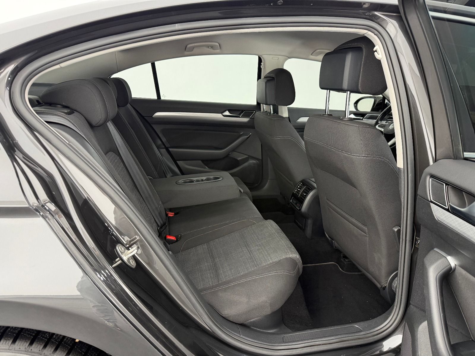 Volkswagen Passat 2.0 TDI BMT Business DSG - 2020 - Detay