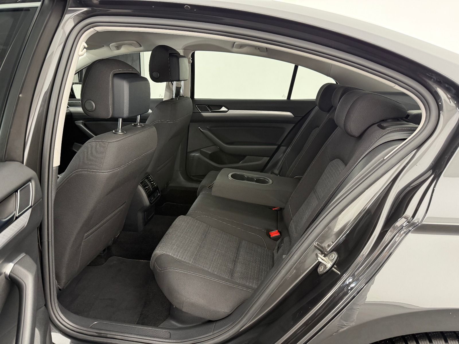 Volkswagen Passat 2.0 TDI BMT Business DSG - 2020 - Detay