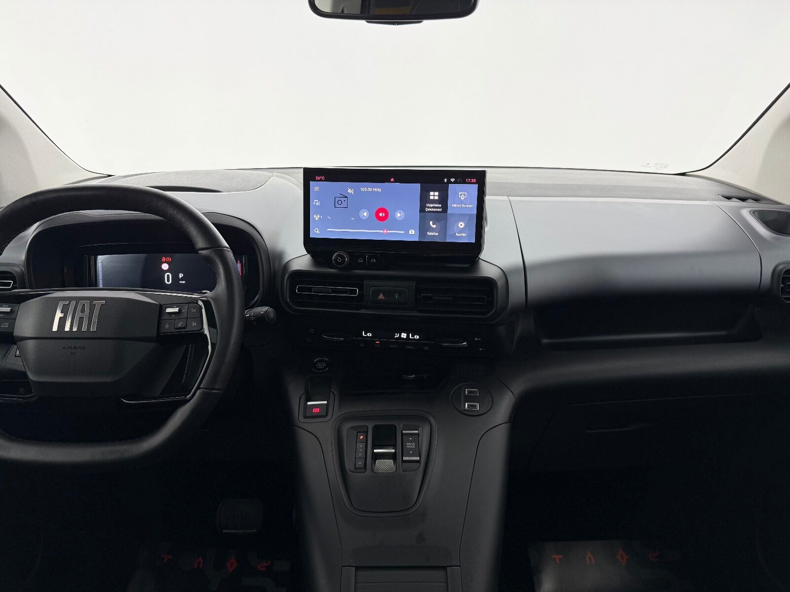 Fiat Doblo Combi 1.5 BlueHDİ Premio Plus - 2025 - Detay