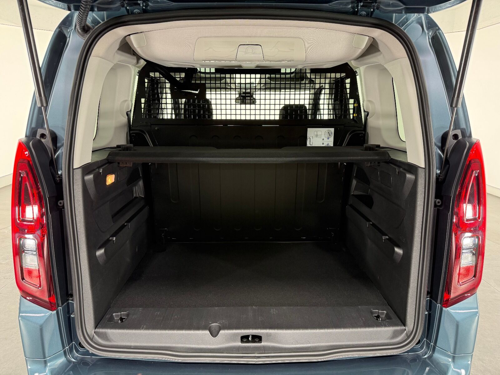 Fiat Doblo Combi 1.5 BlueHDİ Premio Plus - 2025 - Detay
