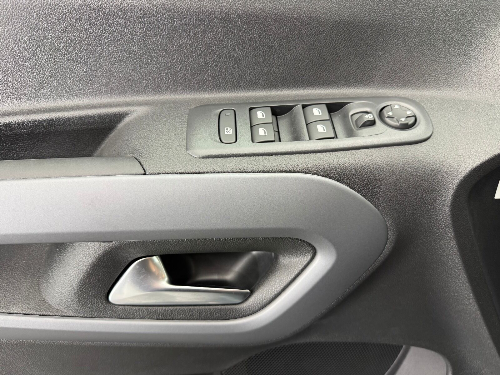 Fiat Doblo Combi 1.5 BlueHDİ Premio Plus - 2025 - Detay