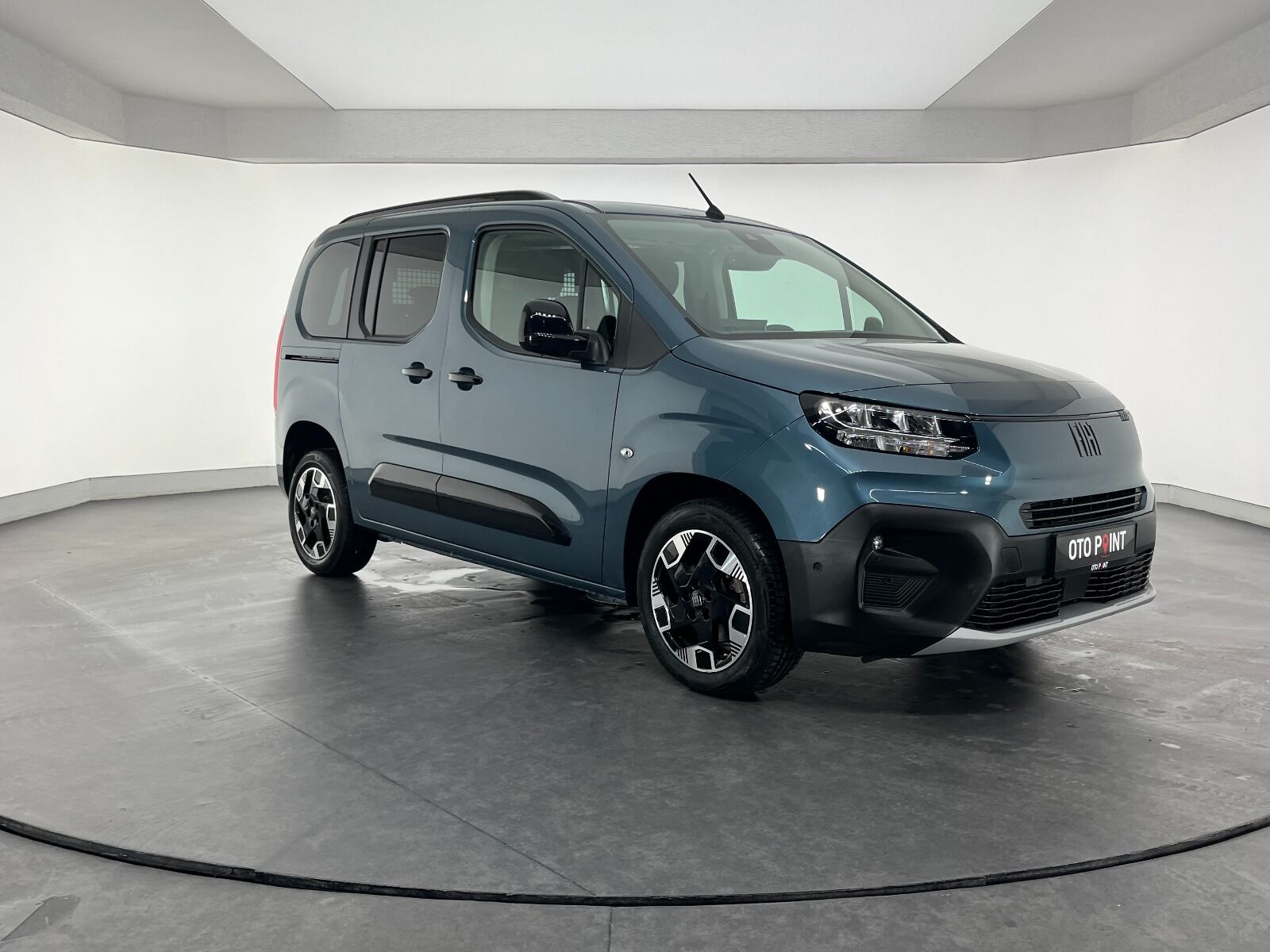 Fiat Doblo Combi 1.5 BlueHDİ Premio Plus - 2025 - Detay