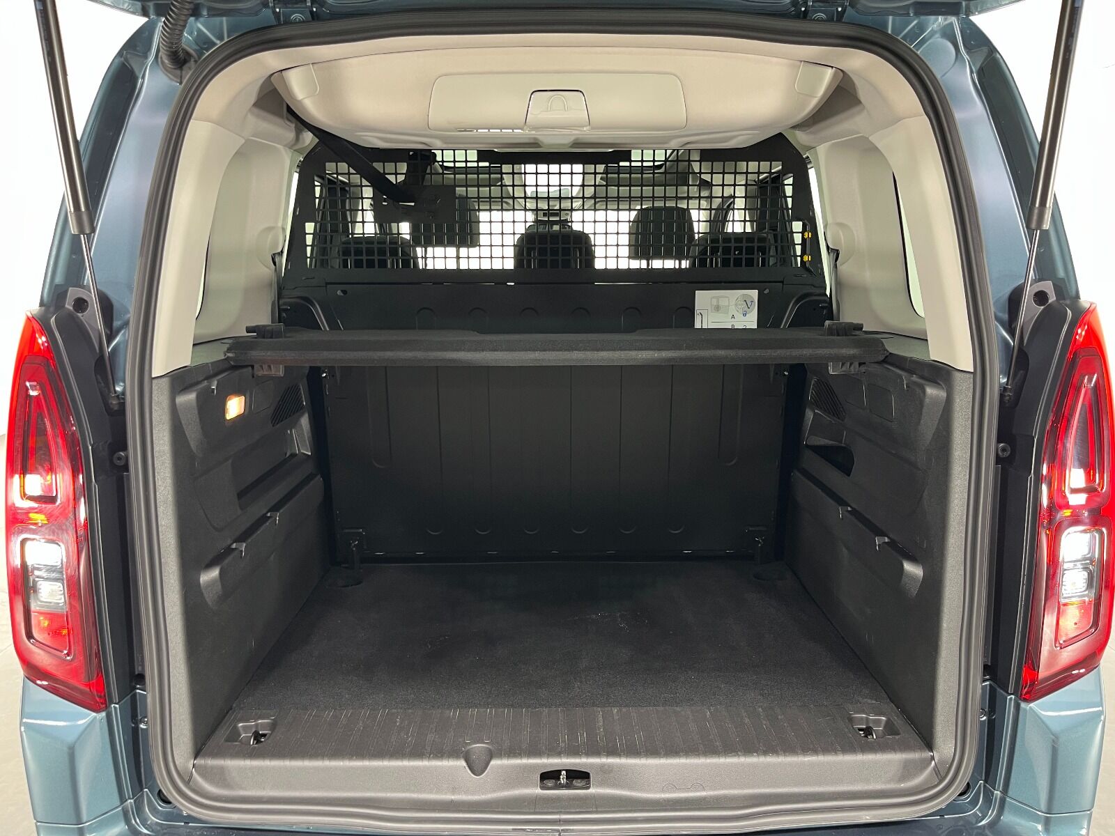 Fiat Doblo Combi 1.5 BlueHDİ Premio Plus - 2025 - Detay