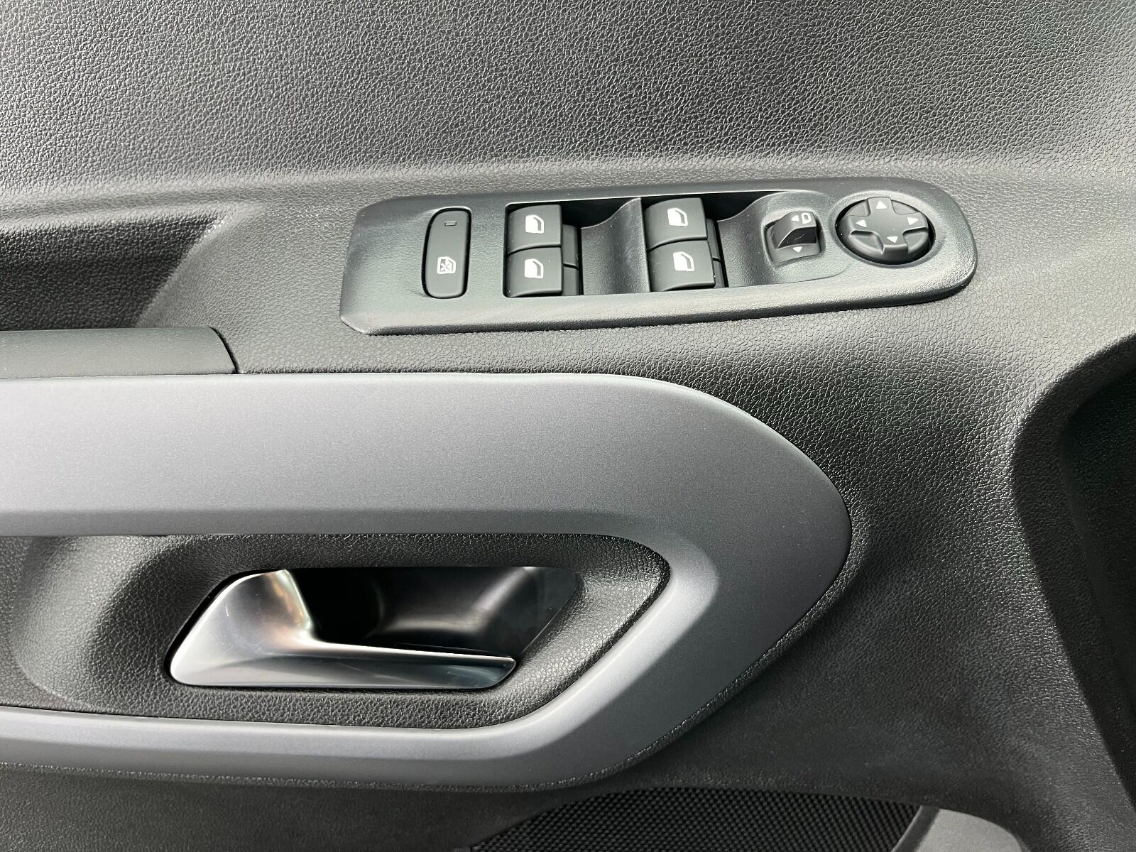 Fiat Doblo Combi 1.5 BlueHDİ Premio Plus - 2025 - Detay