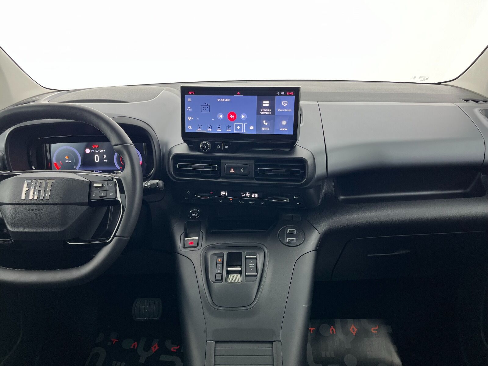 Fiat Doblo Combi 1.5 BlueHDİ Premio Plus - 2025 - Detay
