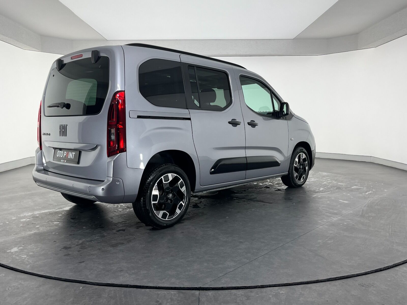 Fiat Doblo Combi 1.5 BlueHDI Premio Plus Otomatik - 2025 - Detay