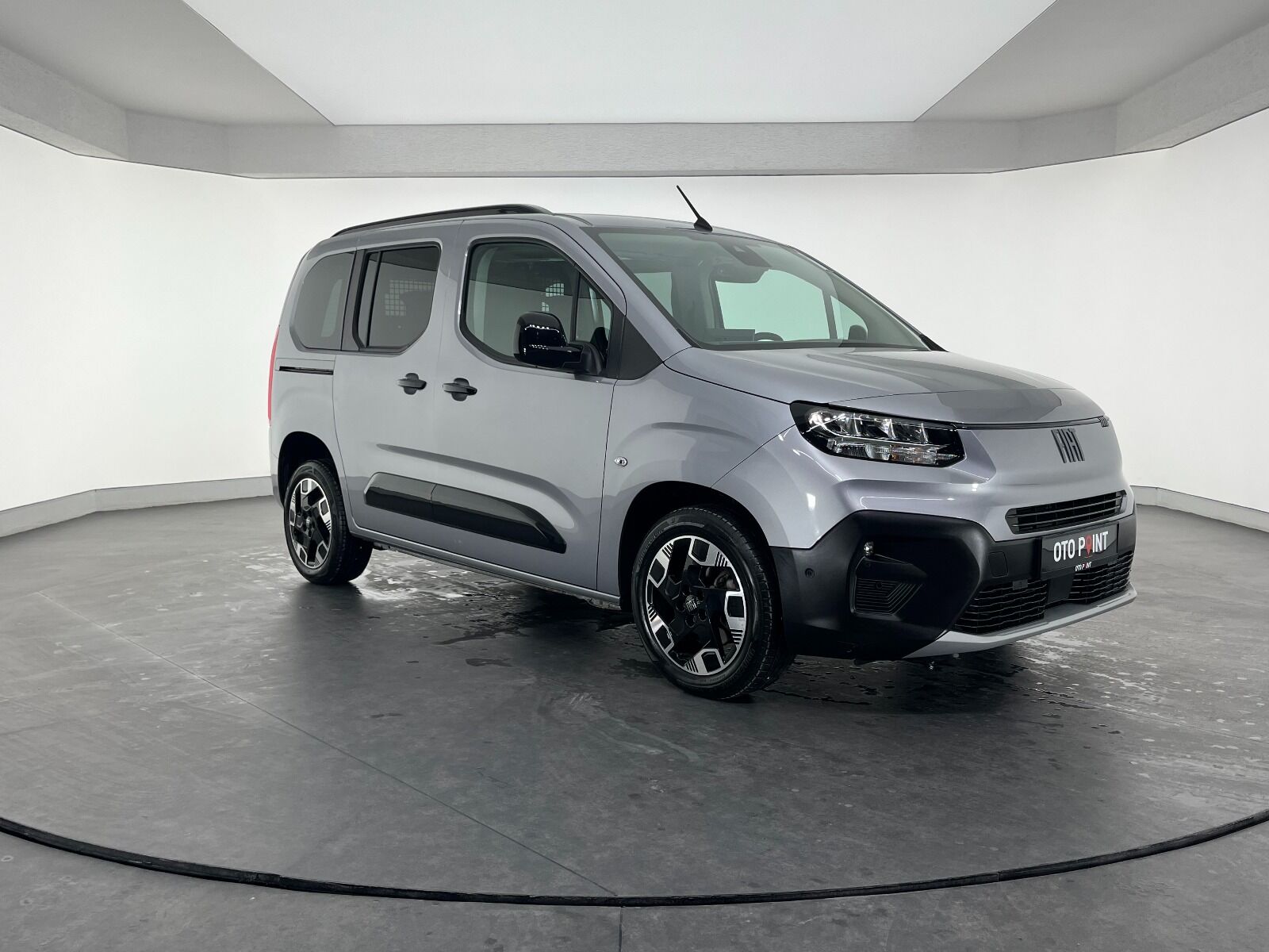 Fiat Doblo Combi 1.5 BlueHDI Premio Plus Otomatik - 2025 - Detay