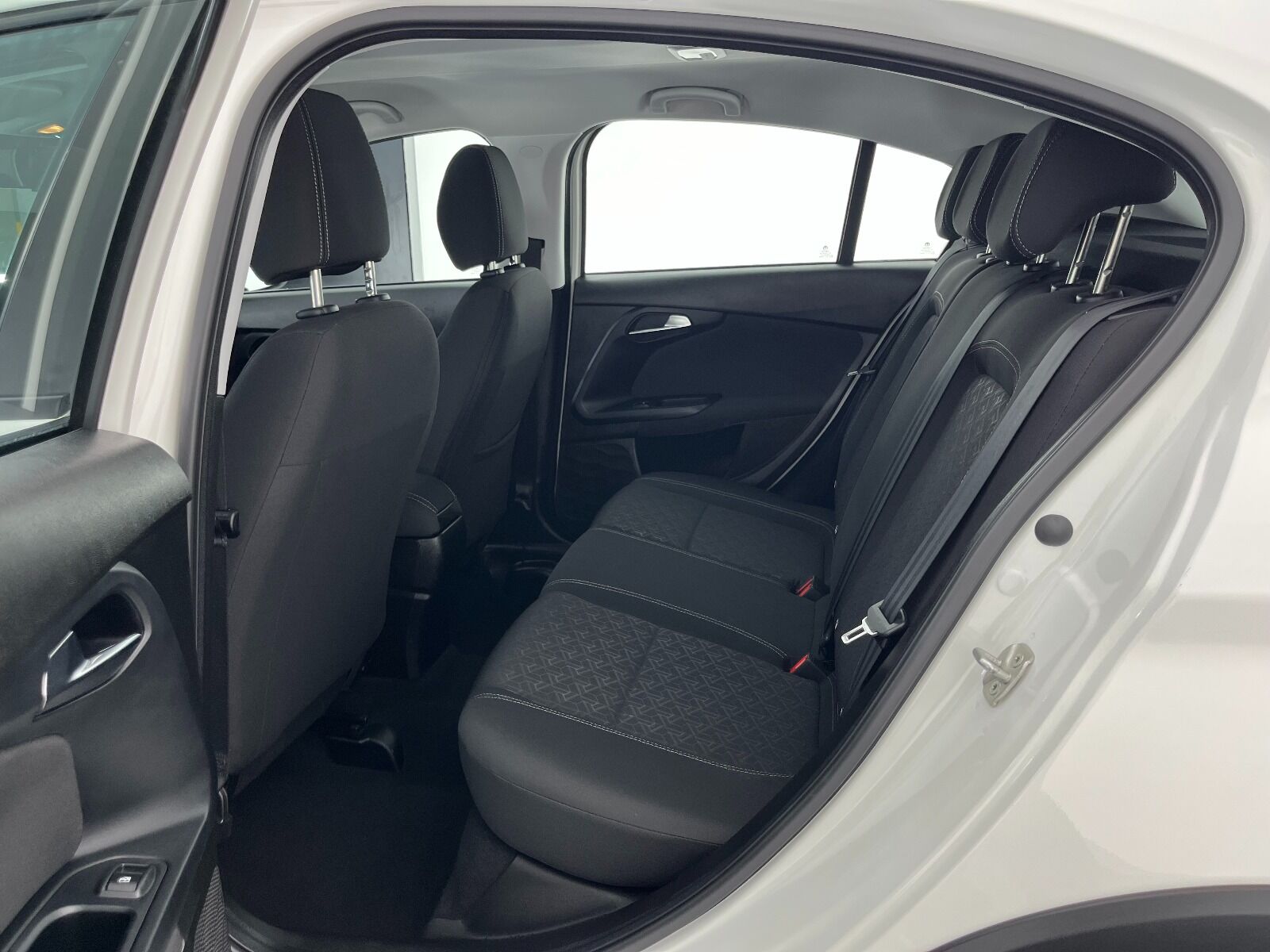 Fiat Egea Cross 1.6 MultiJet Urban GSR Traction+ DCT - 2024 - Detay