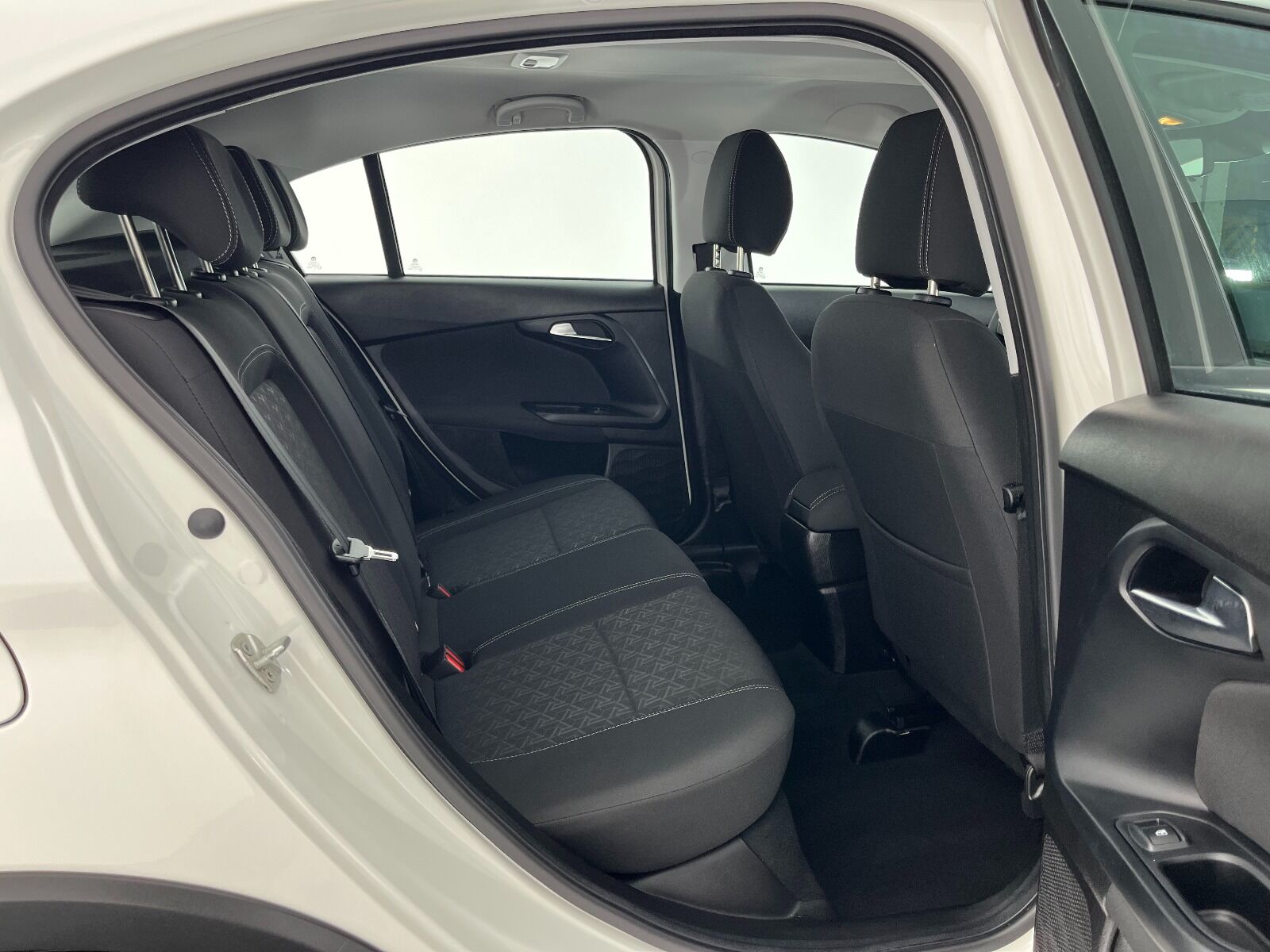 Fiat Egea Cross 1.6 MultiJet Urban GSR Traction+ DCT - 2024 - Detay