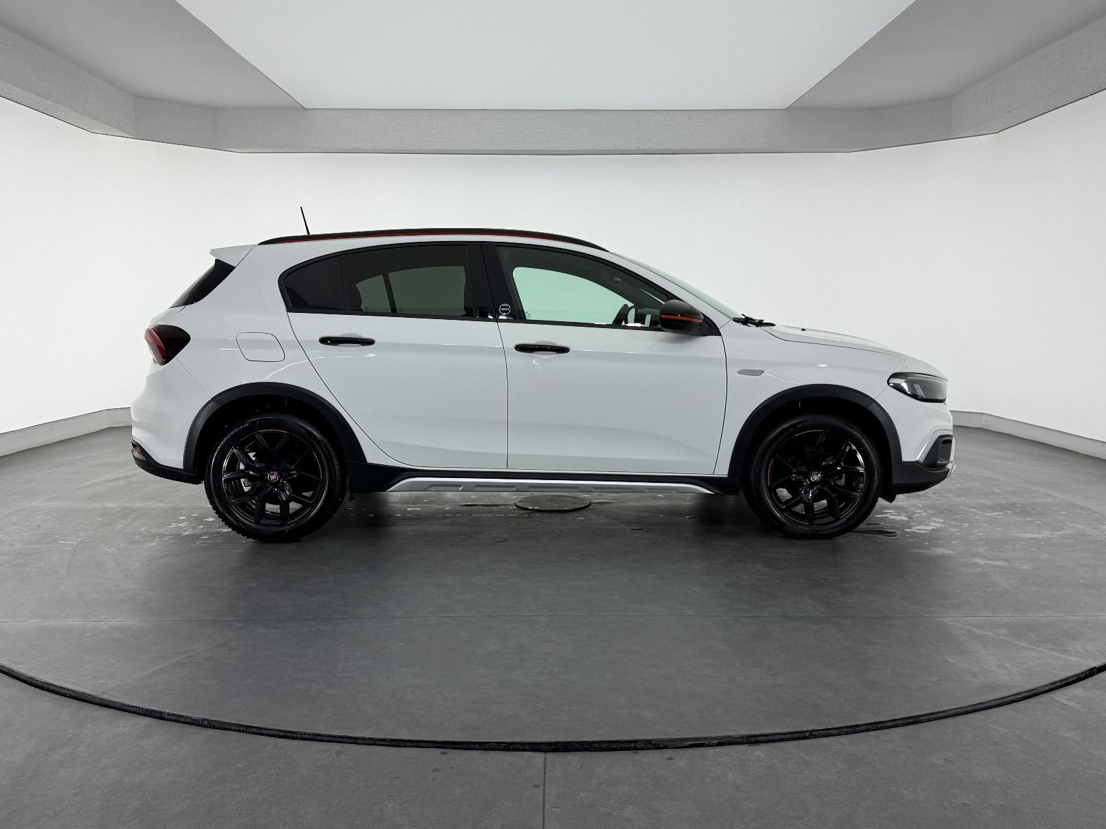 Fiat Egea Cross 1.6 MultiJet Limited GSR DCT TRCN+ - 2025 - Detay