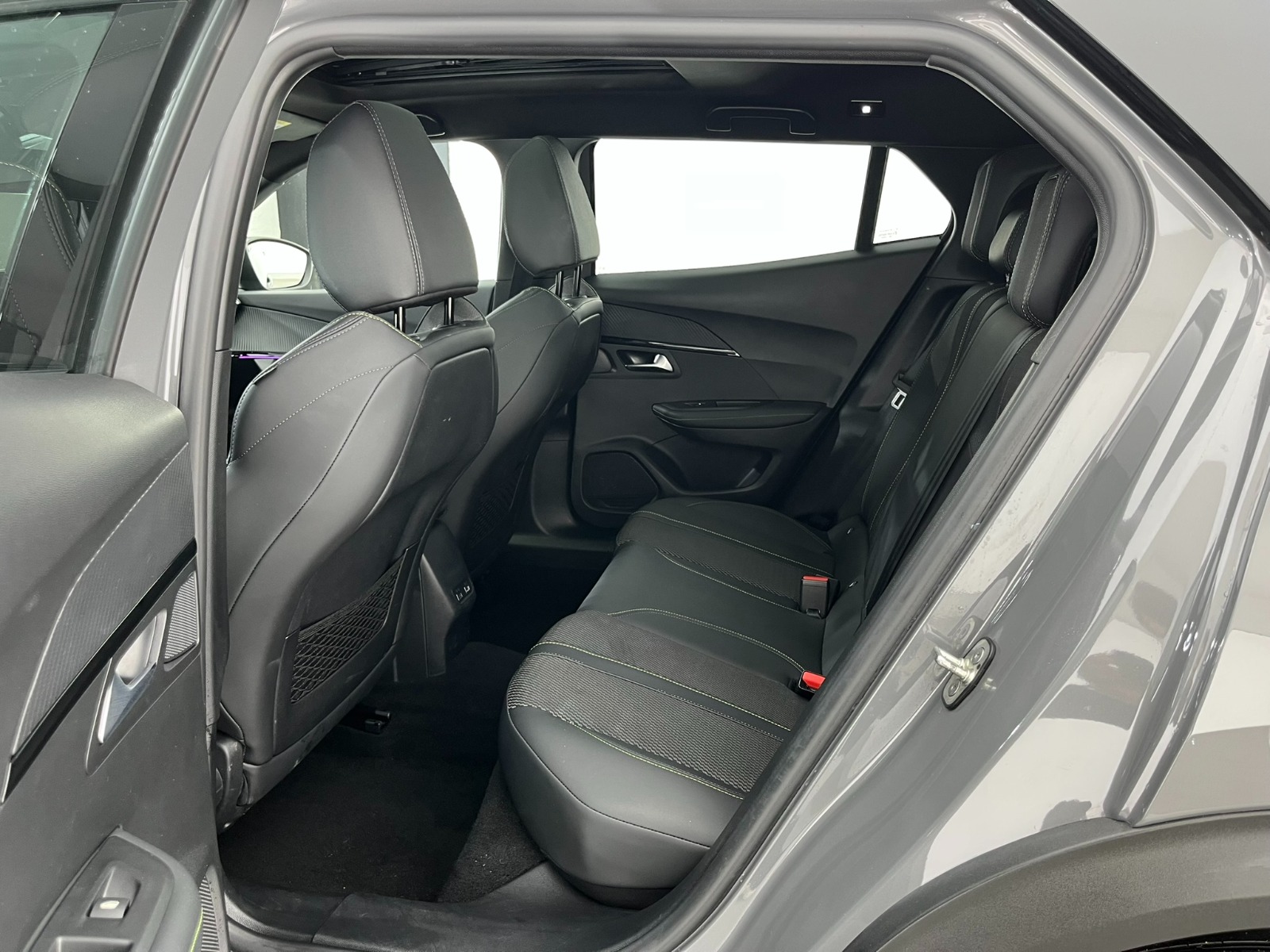 Peugeot 2008 Crossover 1.2 PureTech GT EAT8 - 2024 - Detay