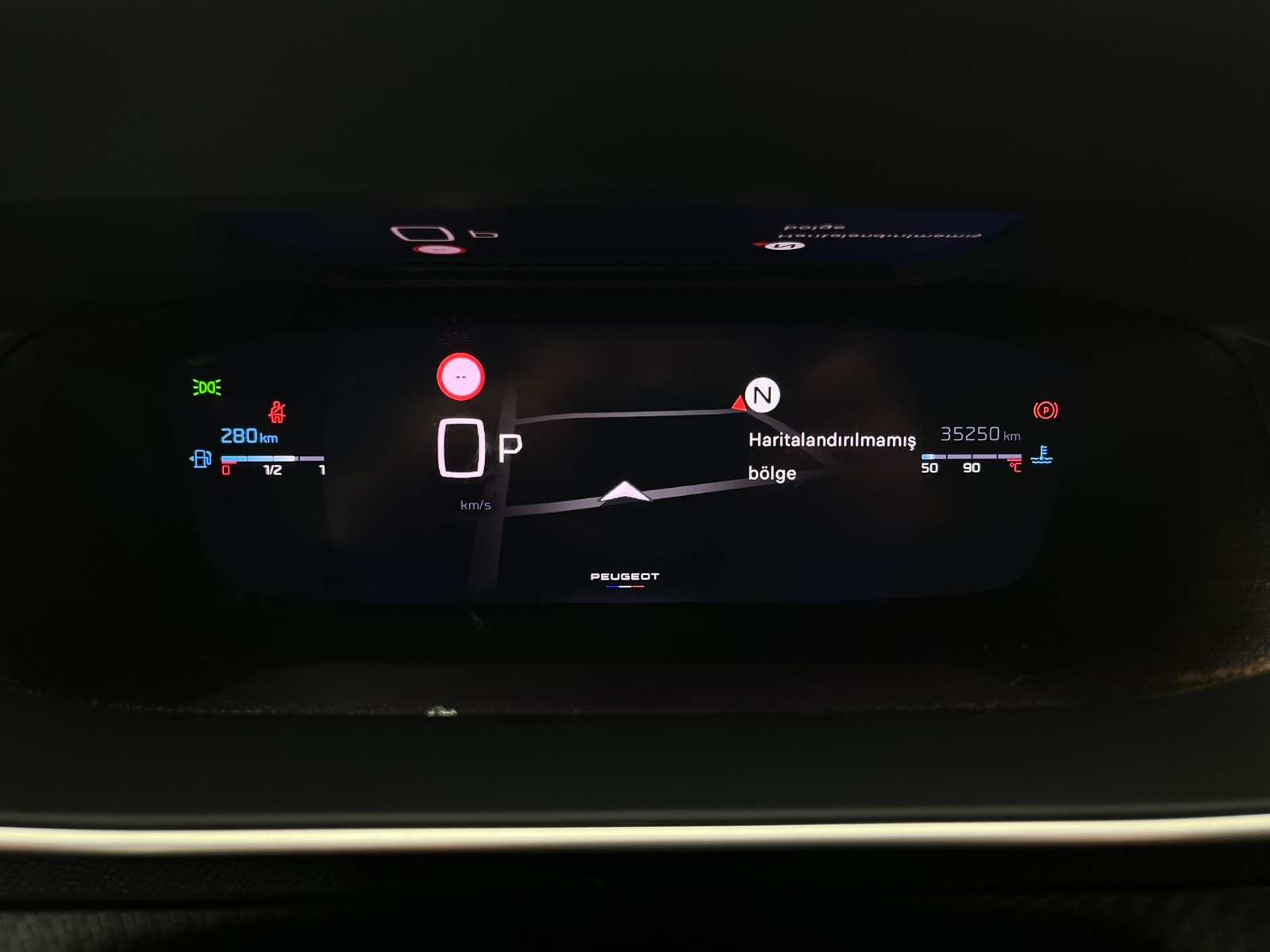 Peugeot 2008 Crossover 1.2 PureTech GT EAT8 - 2024 - Detay