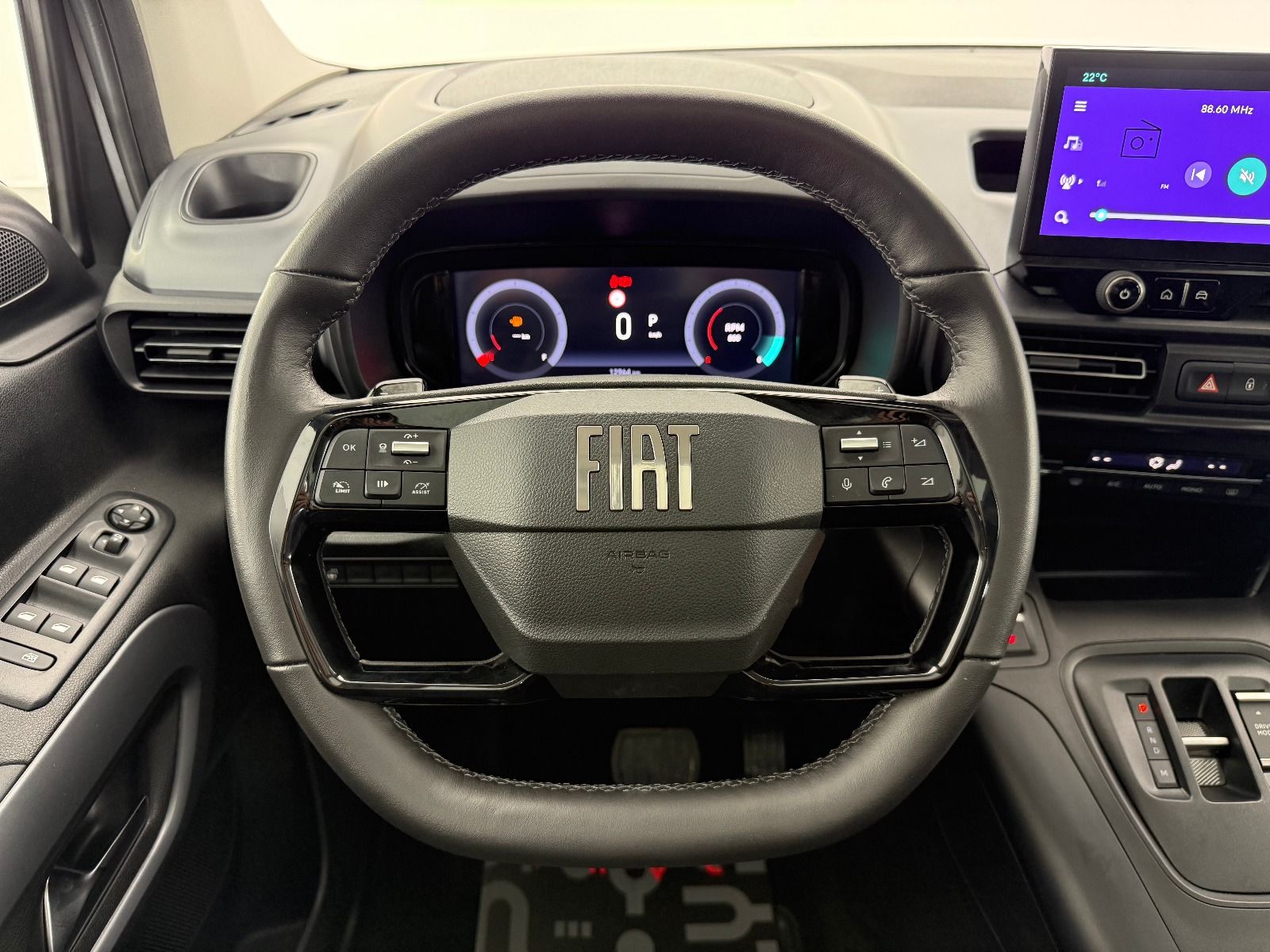 Fiat Doblo Combi 1.5 BlueHDİ Premio Plus - 2025 - Detay