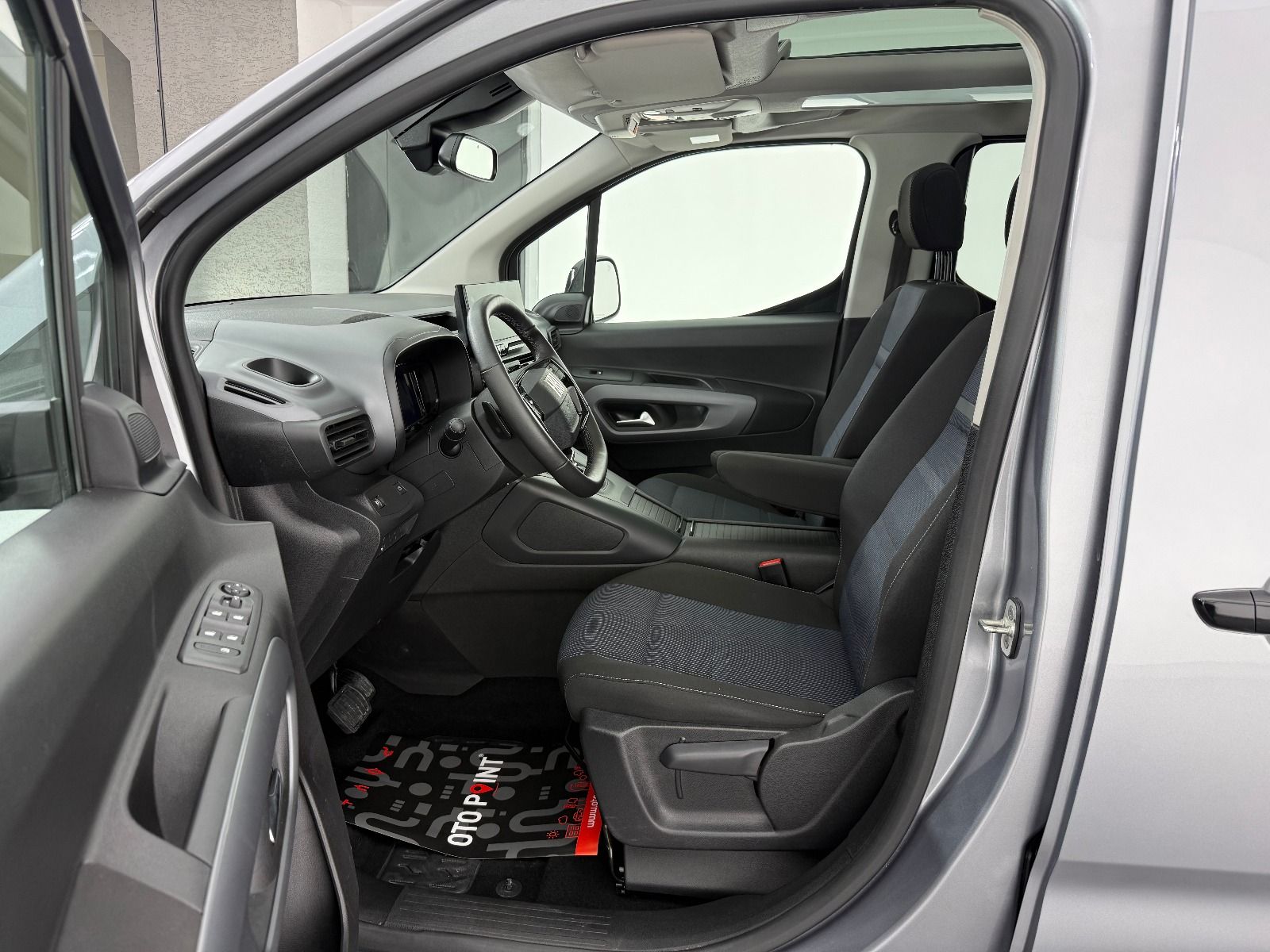 Fiat Doblo Combi 1.5 BlueHDİ Premio Plus - 2025 - Detay