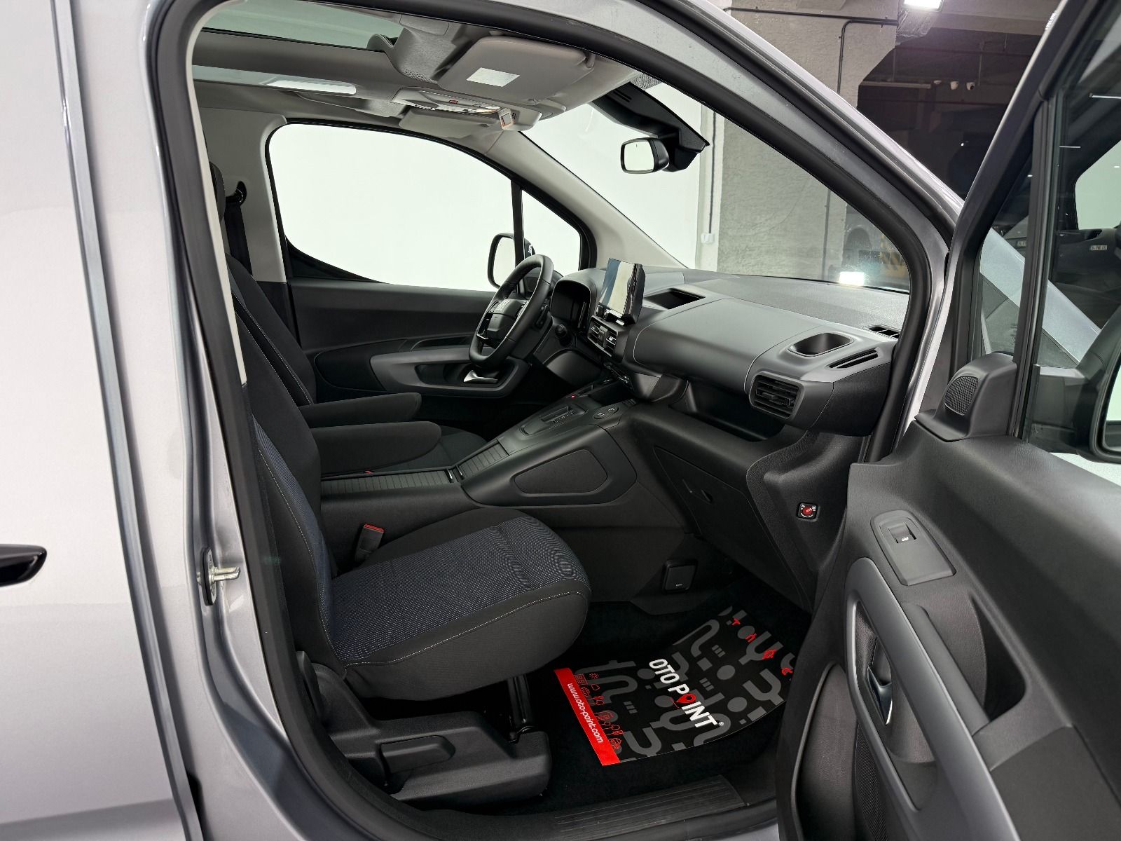 Fiat Doblo Combi 1.5 BlueHDİ Premio Plus - 2025 - Detay